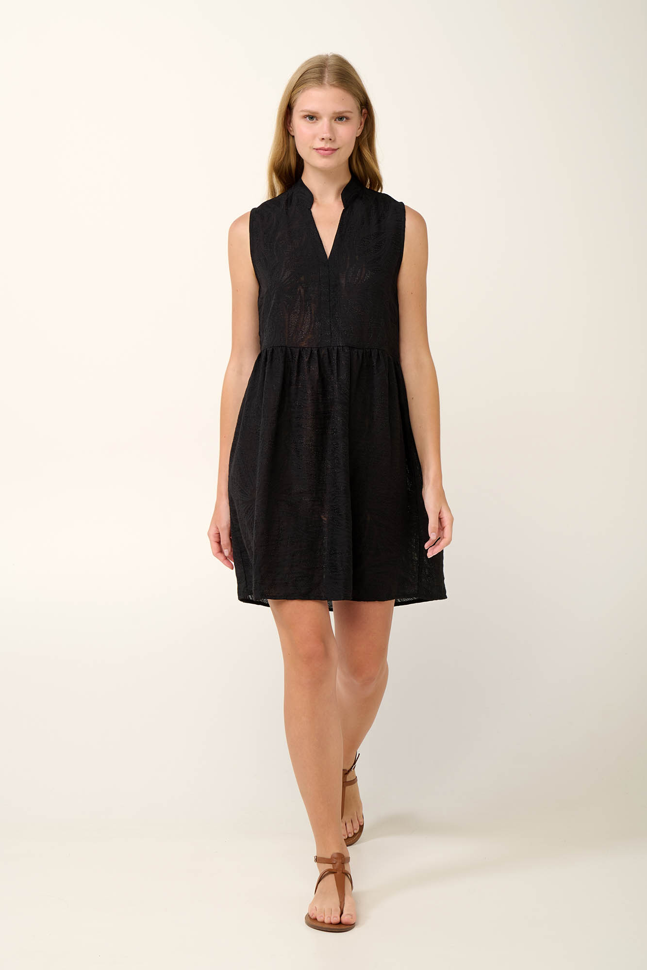 https://assets.vampfashion.com/SOFTONE_TMP_IMAGES/1_0465748375.jpg