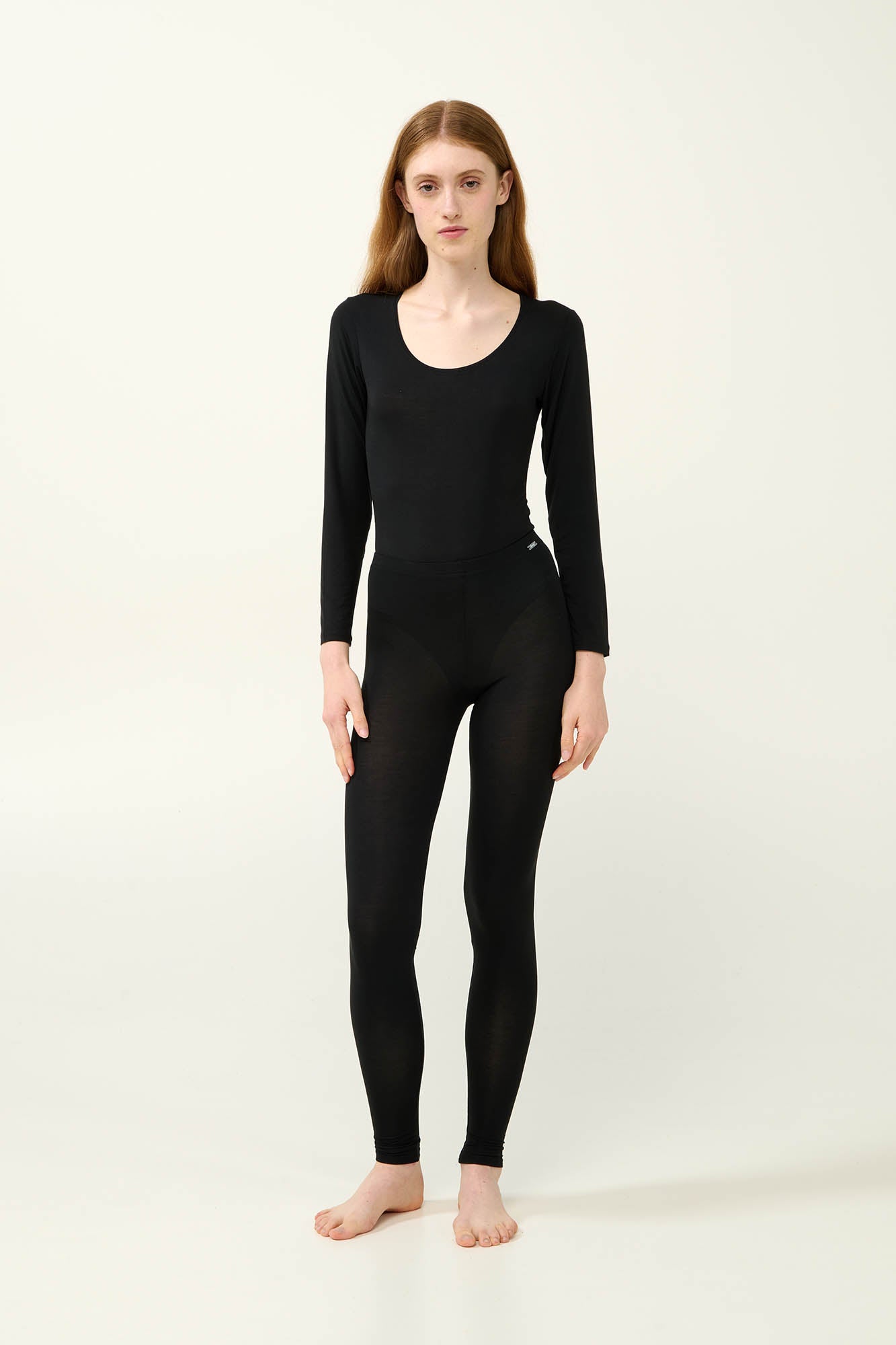 https://assets.vampfashion.com/SOFTONE_TMP_IMAGES/1_0480224126.jpg