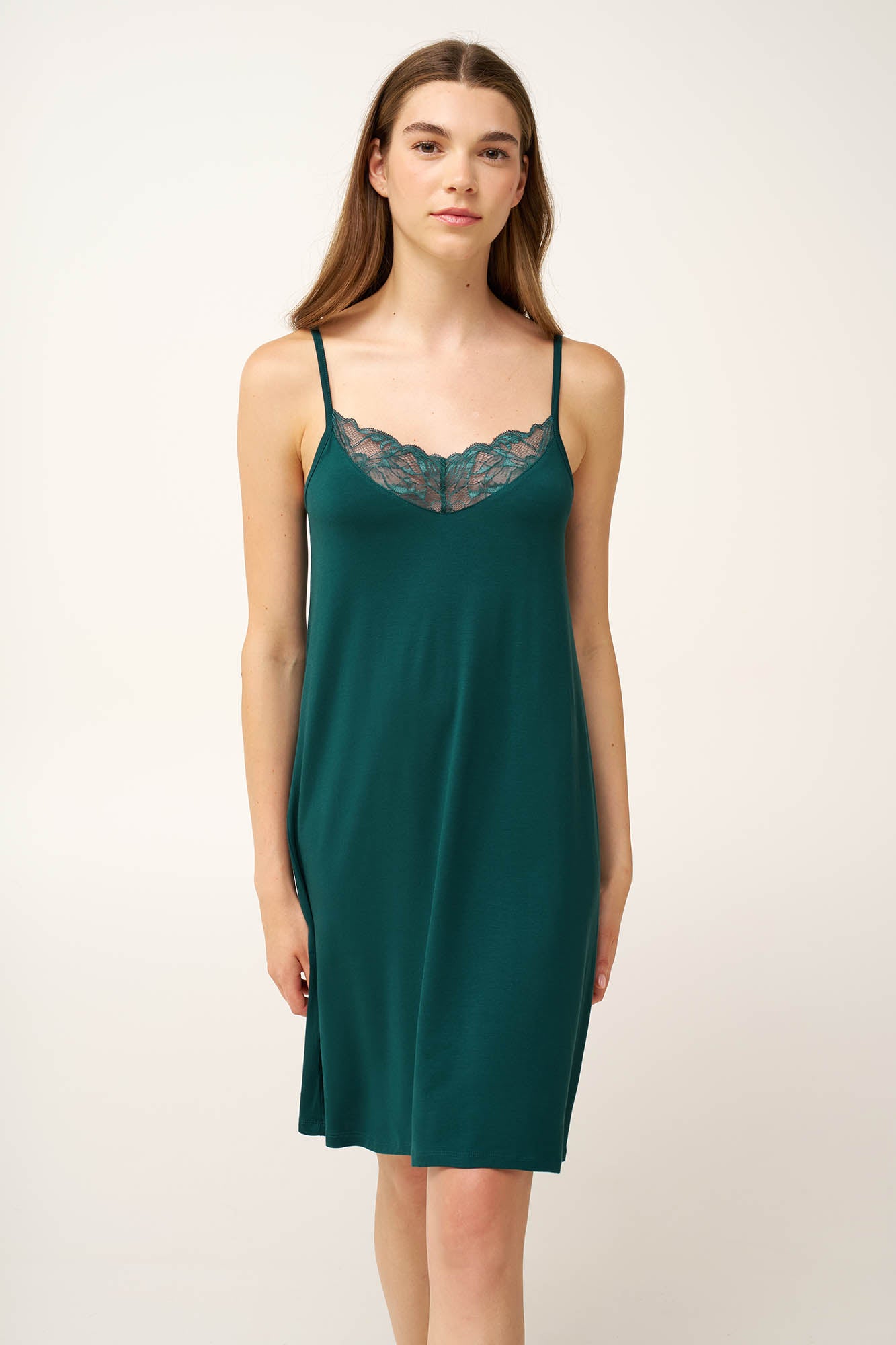 https://assets.vampfashion.com/SOFTONE_TMP_IMAGES/1_0483160871.jpg