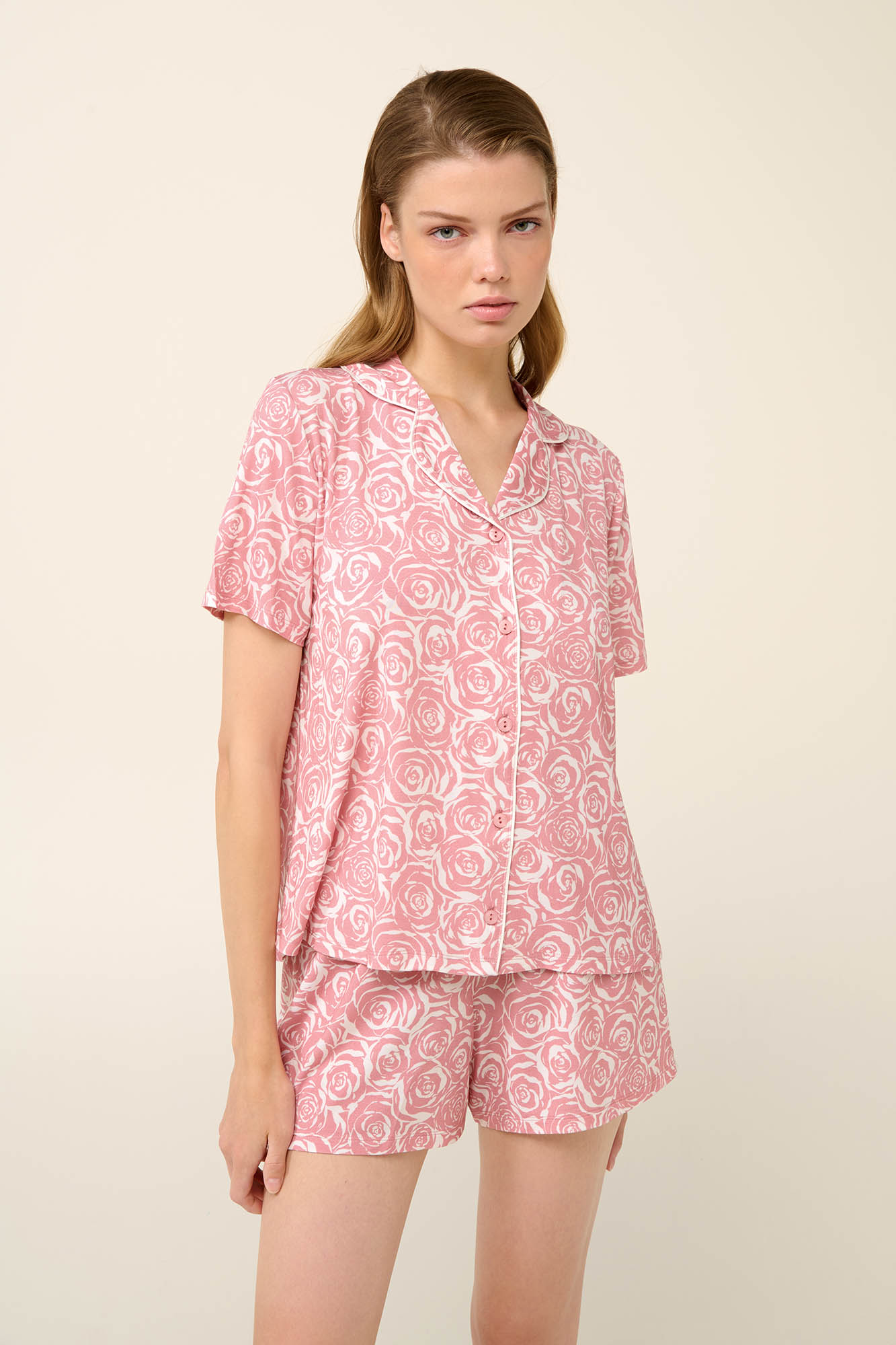 https://assets.vampfashion.com/SOFTONE_TMP_IMAGES/1_0492239529.jpg