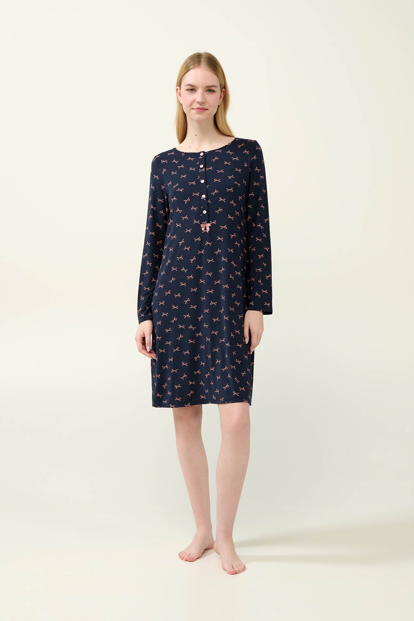 https://assets.vampfashion.com/SOFTONE_TMP_IMAGES/1_0515659026.jpg