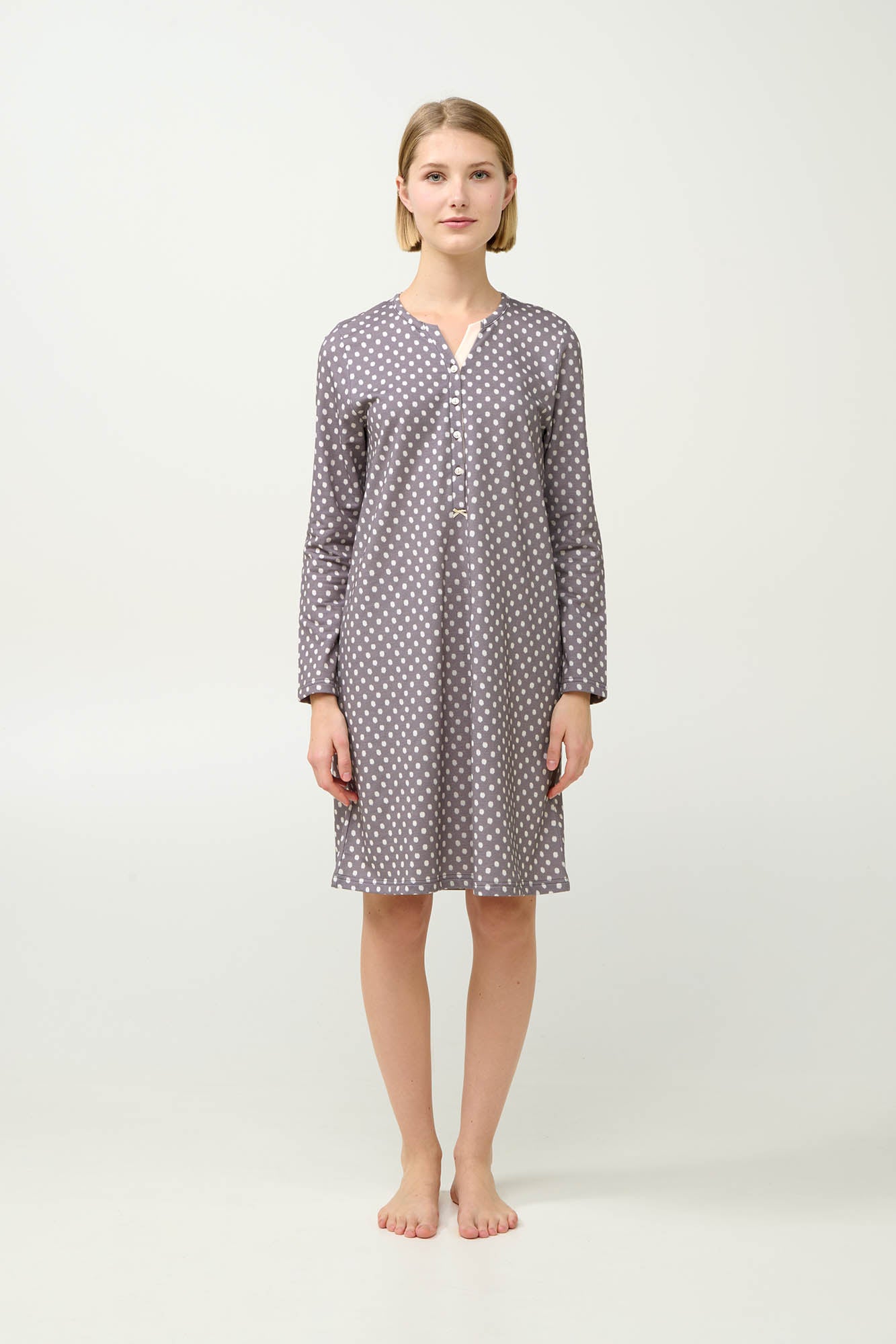 https://assets.vampfashion.com/SOFTONE_TMP_IMAGES/1_0524544029.jpg