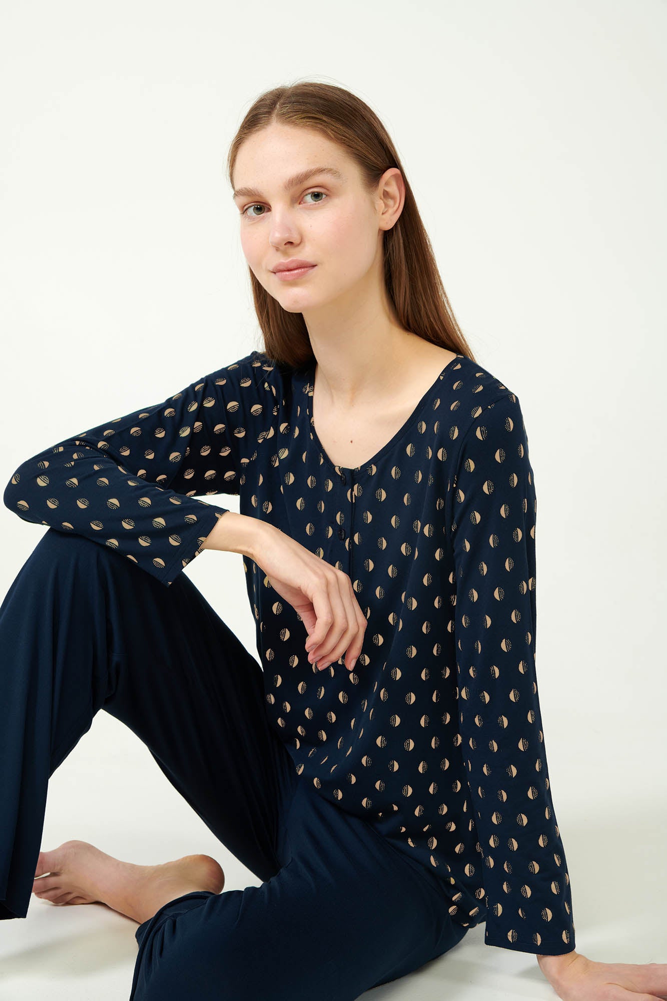 https://assets.vampfashion.com/SOFTONE_TMP_IMAGES/1_0533929216.jpg