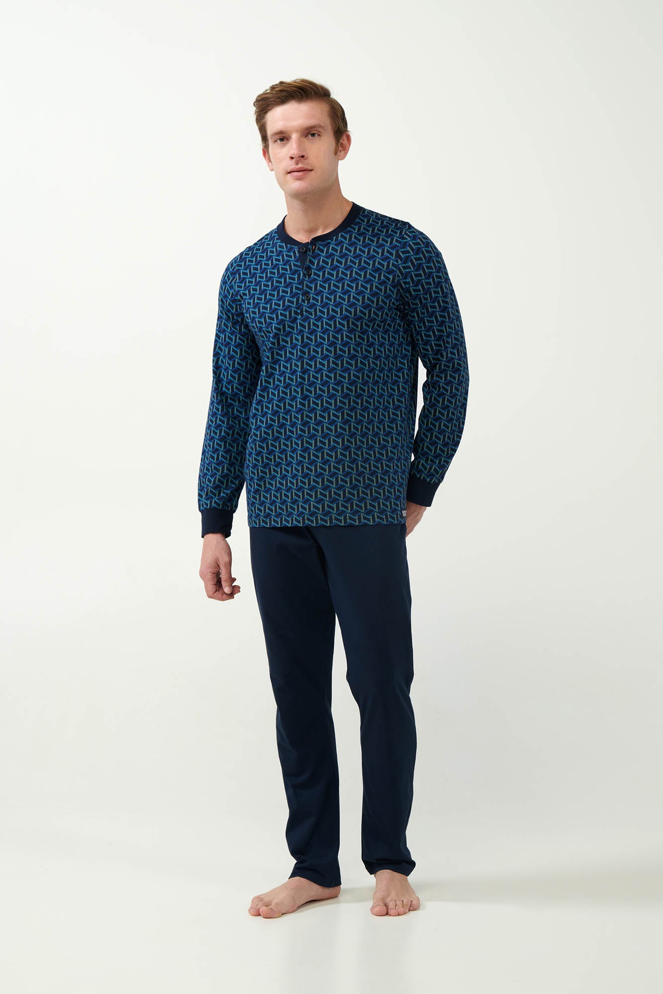 https://assets.vampfashion.com/SOFTONE_TMP_IMAGES/1_0541929013.jpg