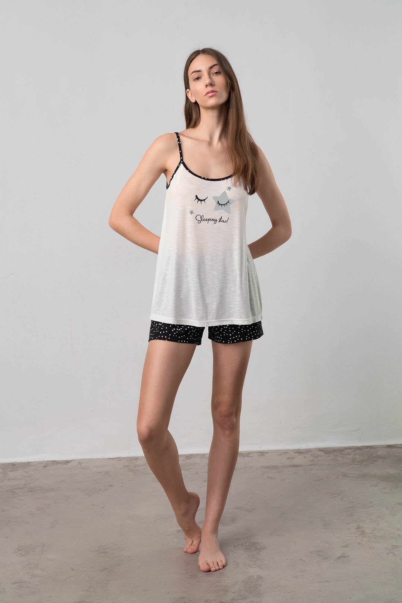 https://assets.vampfashion.com/SOFTONE_TMP_IMAGES/1_0555930416.jpg
