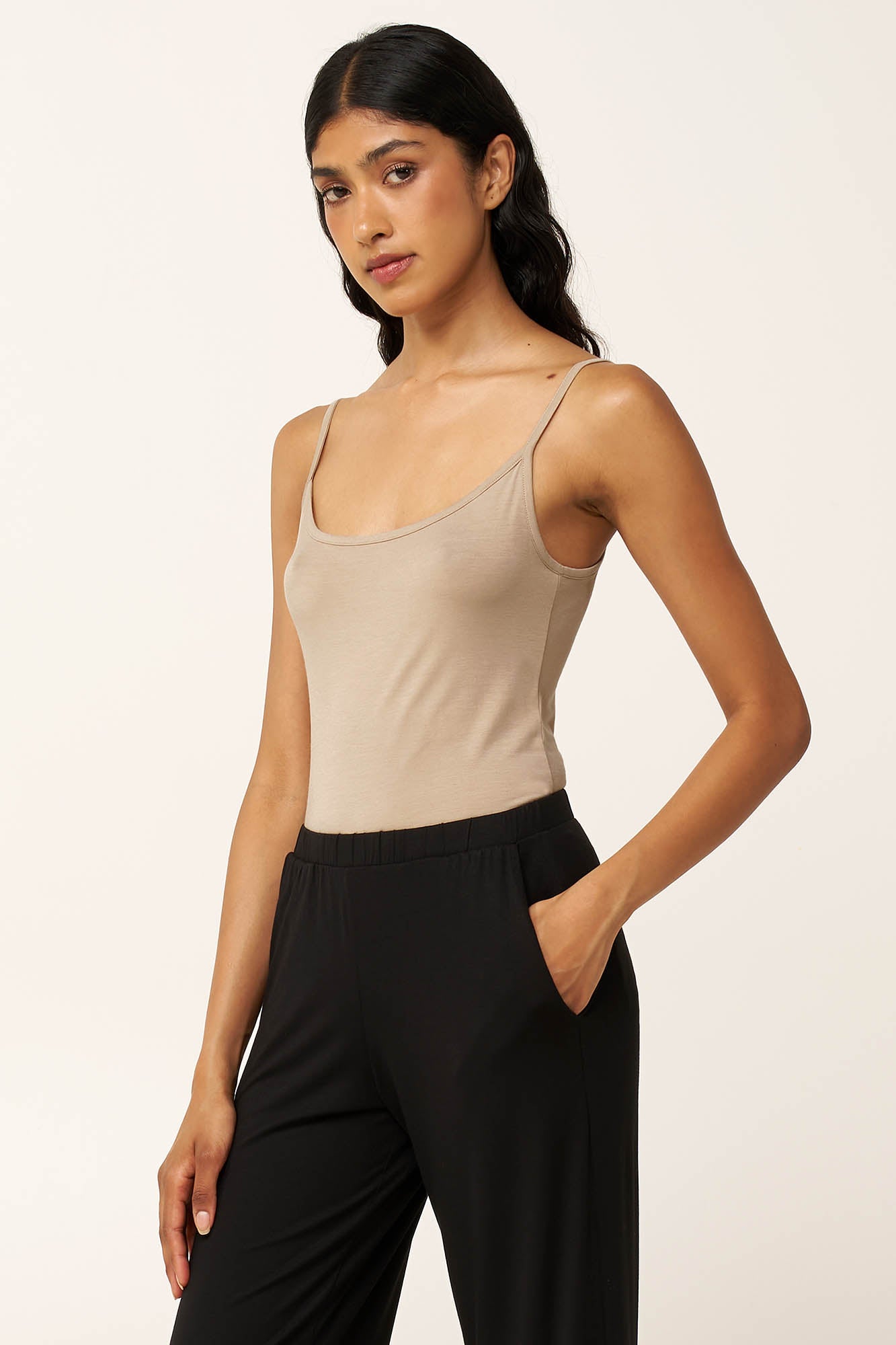 https://assets.vampfashion.com/SOFTONE_TMP_IMAGES/1_0561973815.jpg