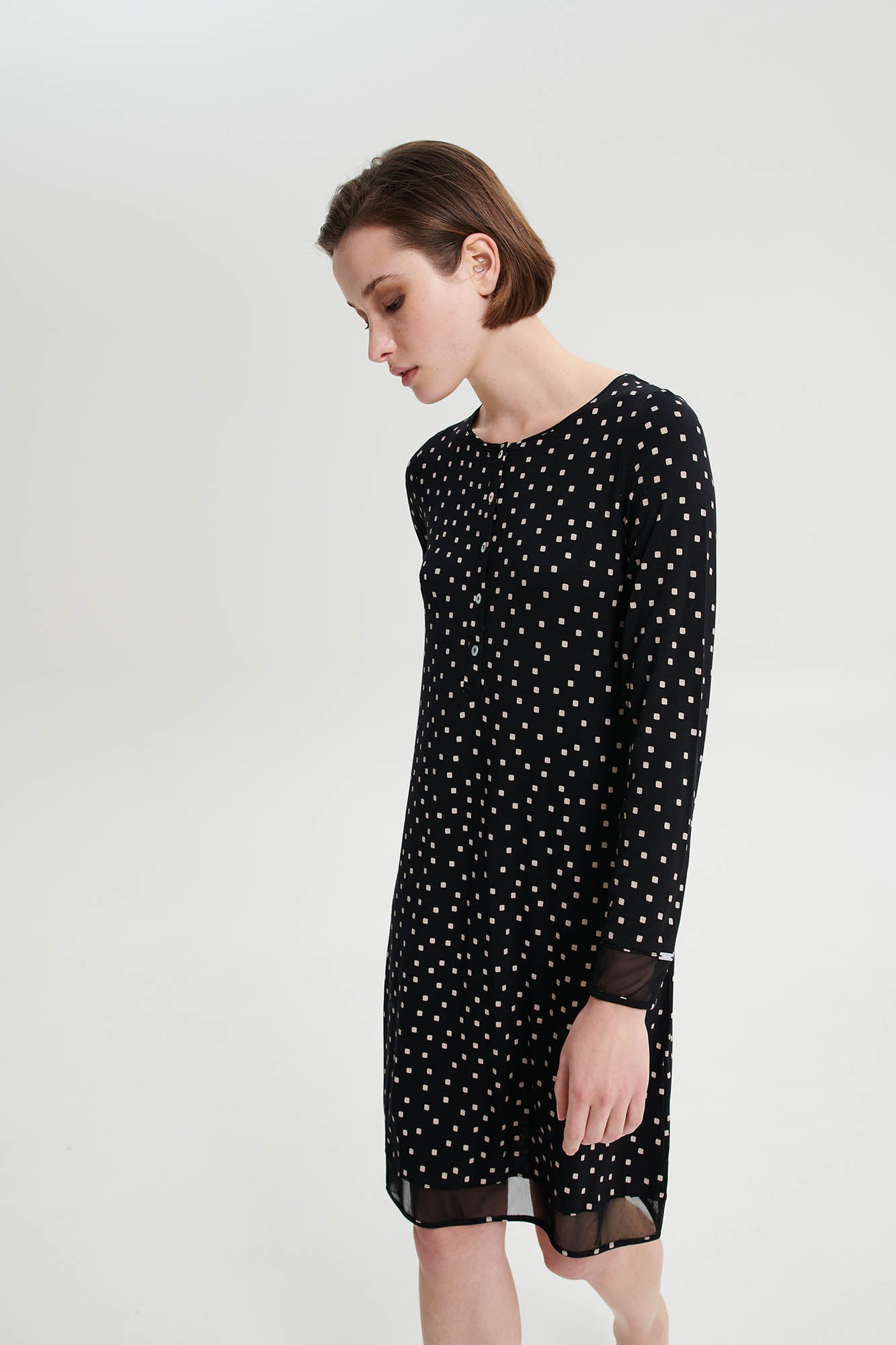 https://assets.vampfashion.com/SOFTONE_TMP_IMAGES/1_0585637805.jpg