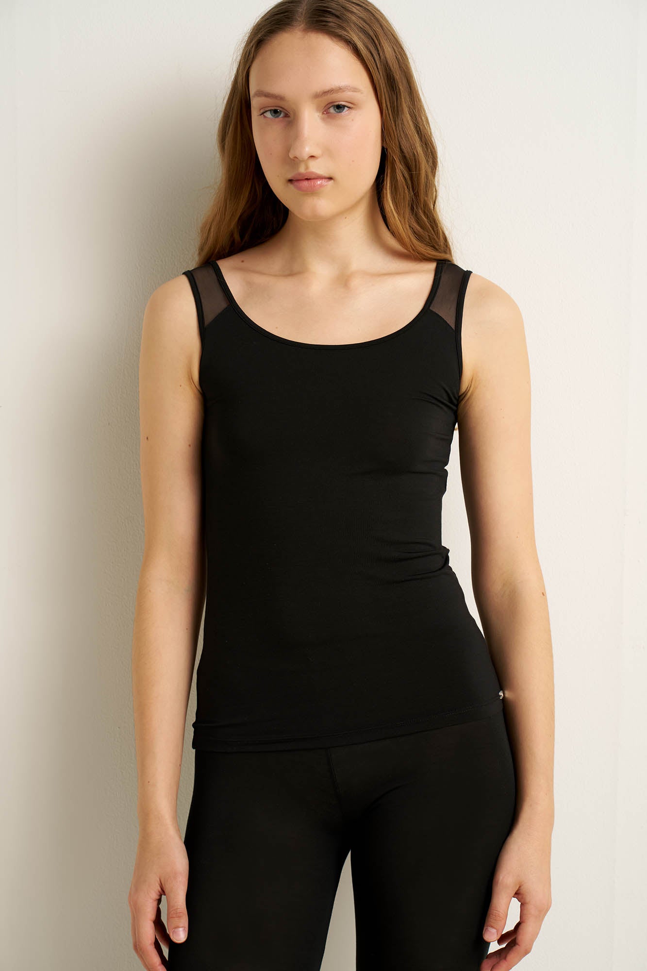 https://assets.vampfashion.com/SOFTONE_TMP_IMAGES/1_0604623654.jpg
