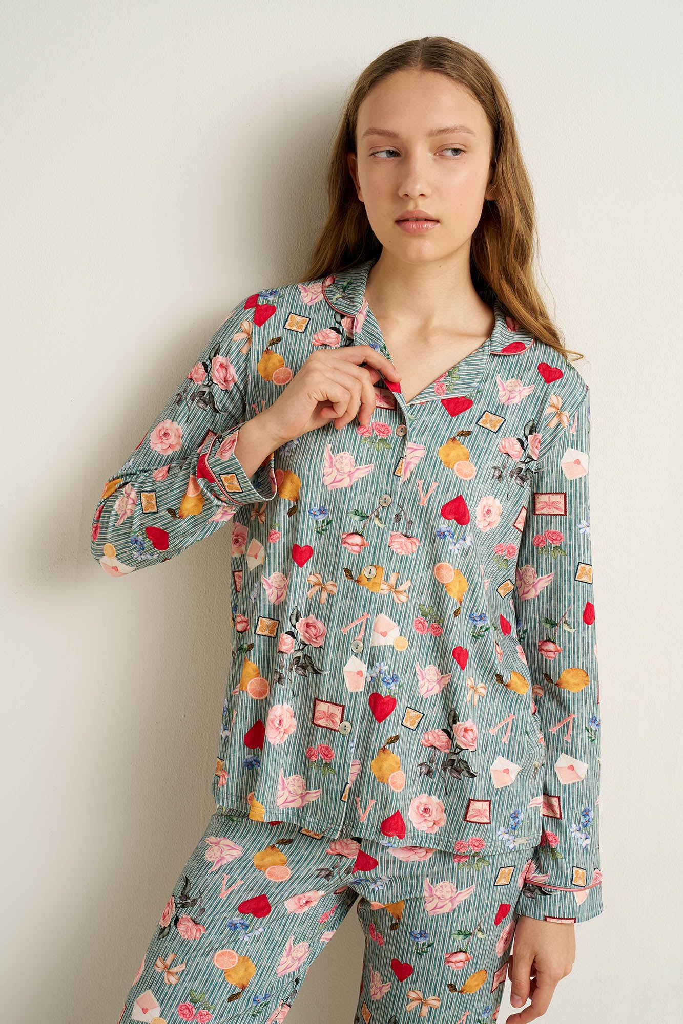 https://assets.vampfashion.com/SOFTONE_TMP_IMAGES/1_0604851442.jpg