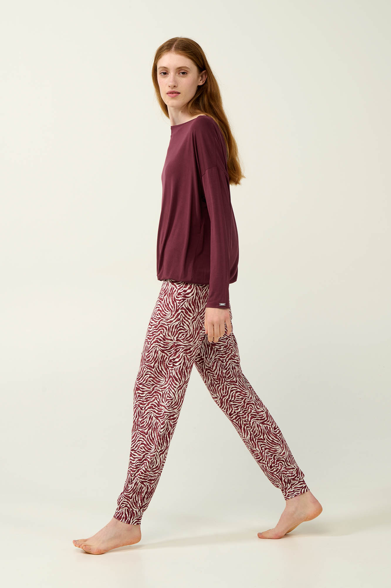 Vamp - Χειμερινή Γυναικεία Πυτζάμα Micromodal