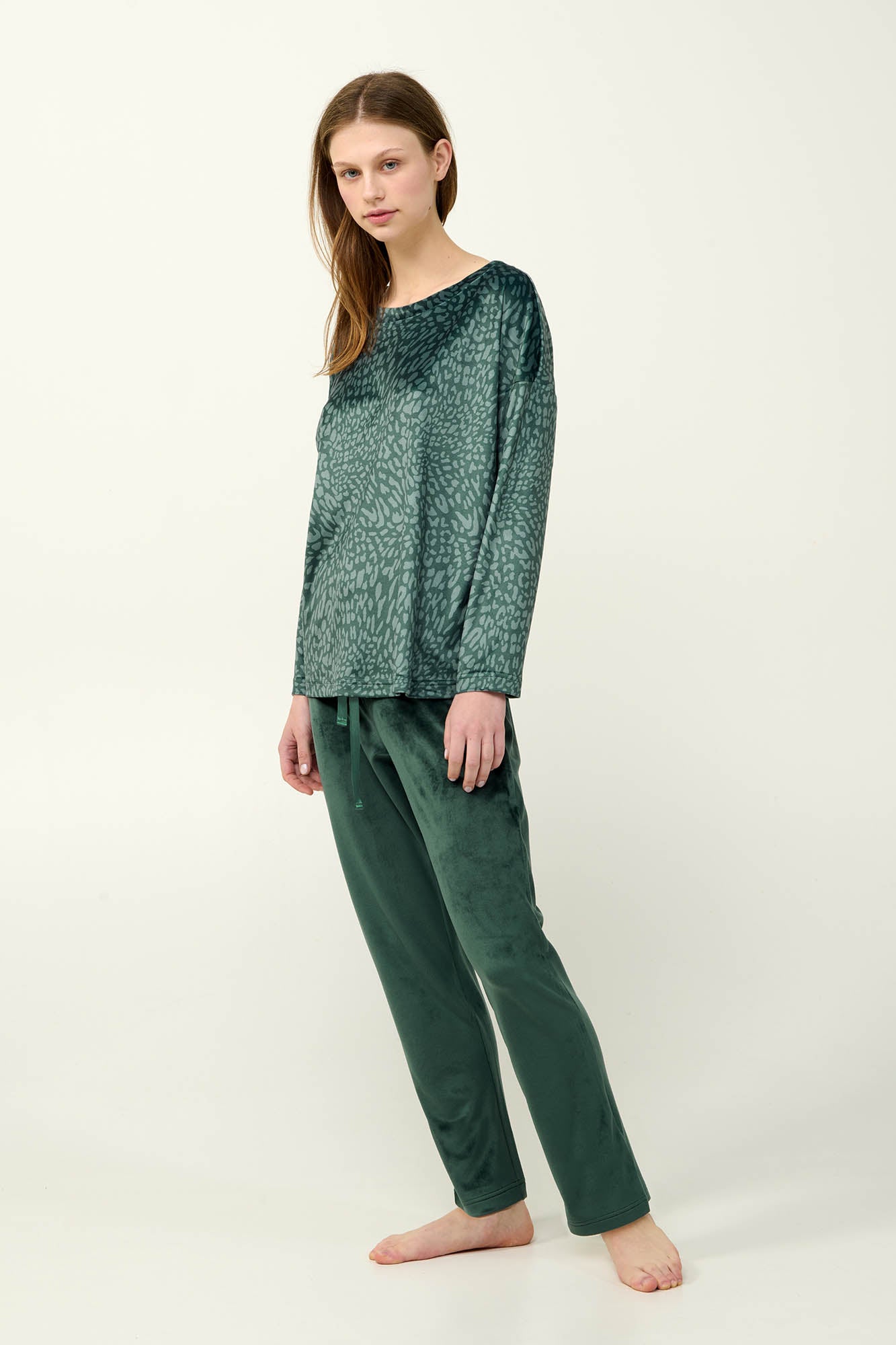 https://assets.vampfashion.com/SOFTONE_TMP_IMAGES/1_0626171518.jpg