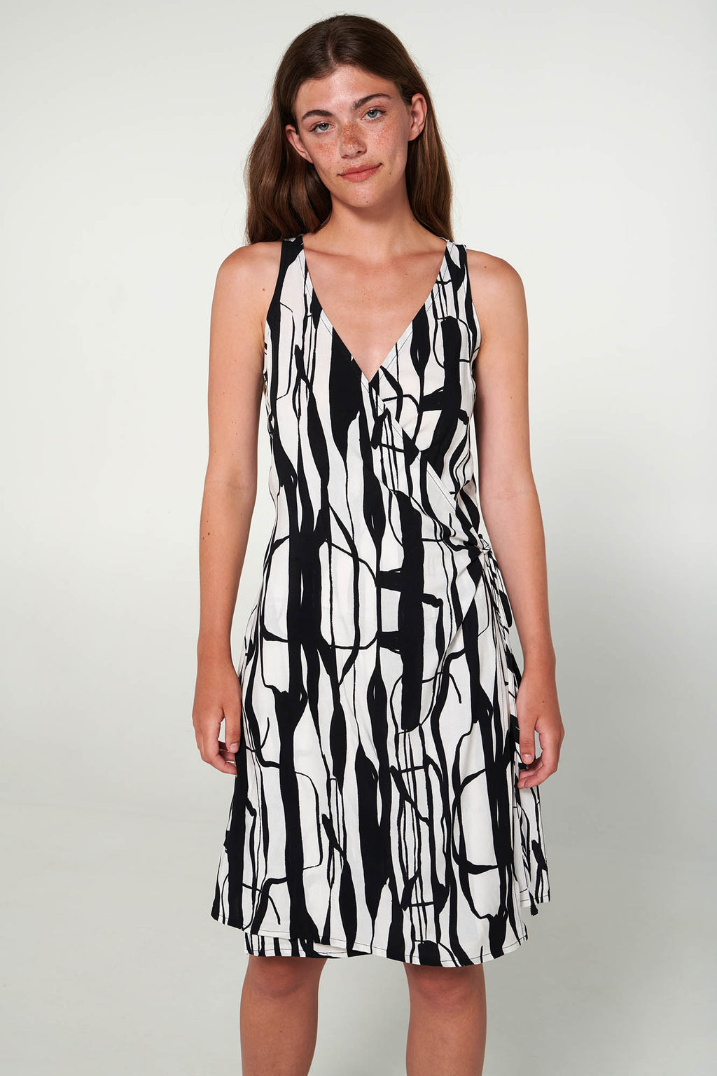 https://assets.vampfashion.com/SOFTONE_TMP_IMAGES/1_0641857005.jpg