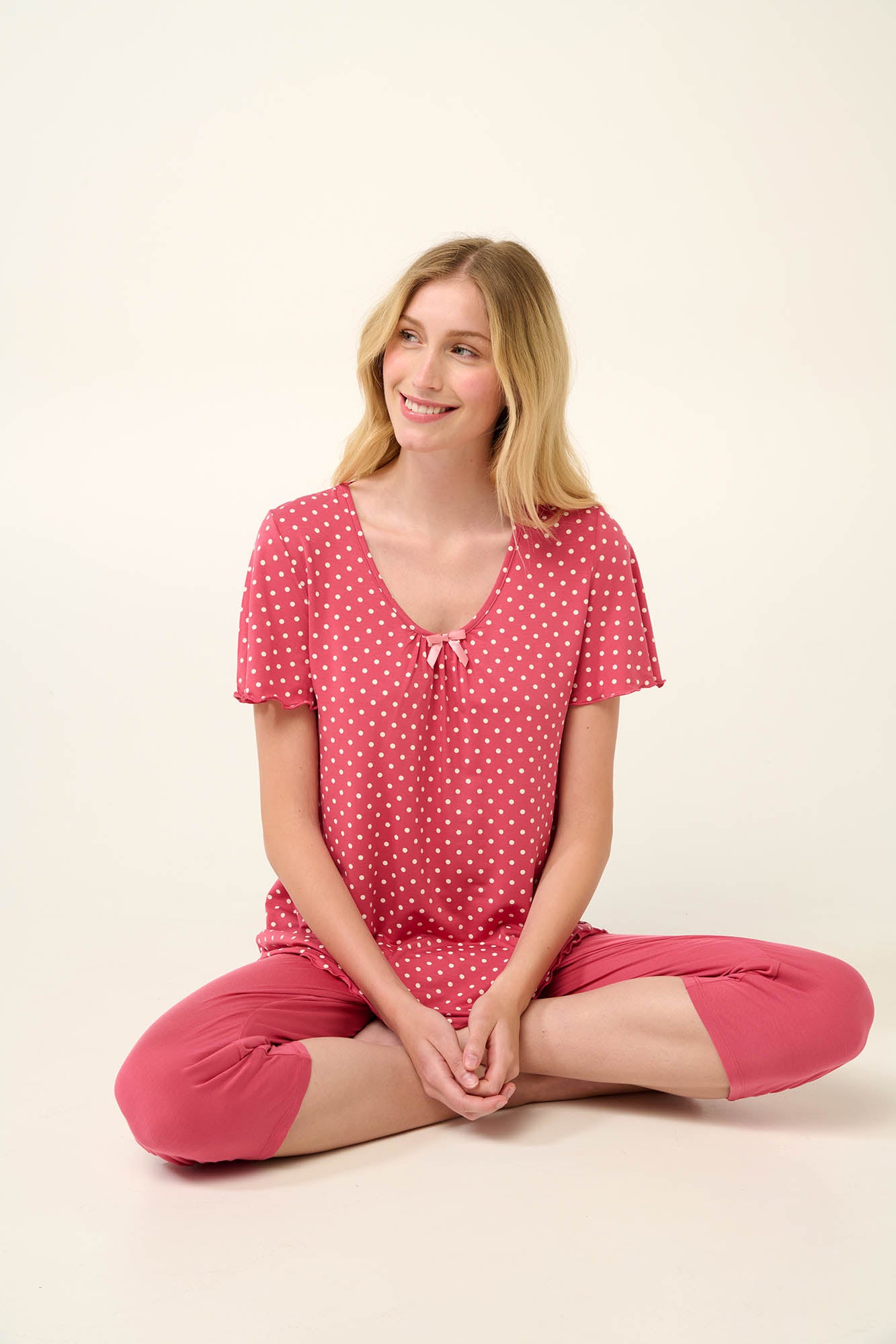 https://assets.vampfashion.com/SOFTONE_TMP_IMAGES/1_0646830834.jpg