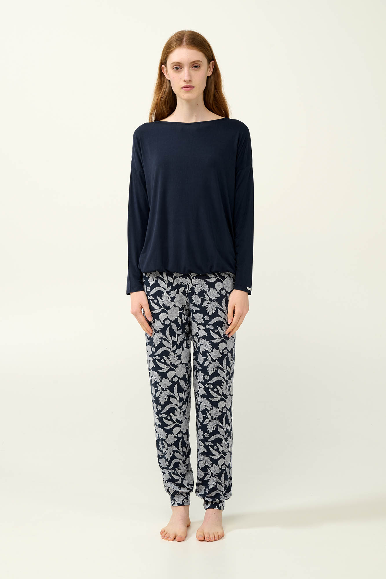 Vamp - Γυναικεία Πυτζάμα Micromodal με Μανσέτες