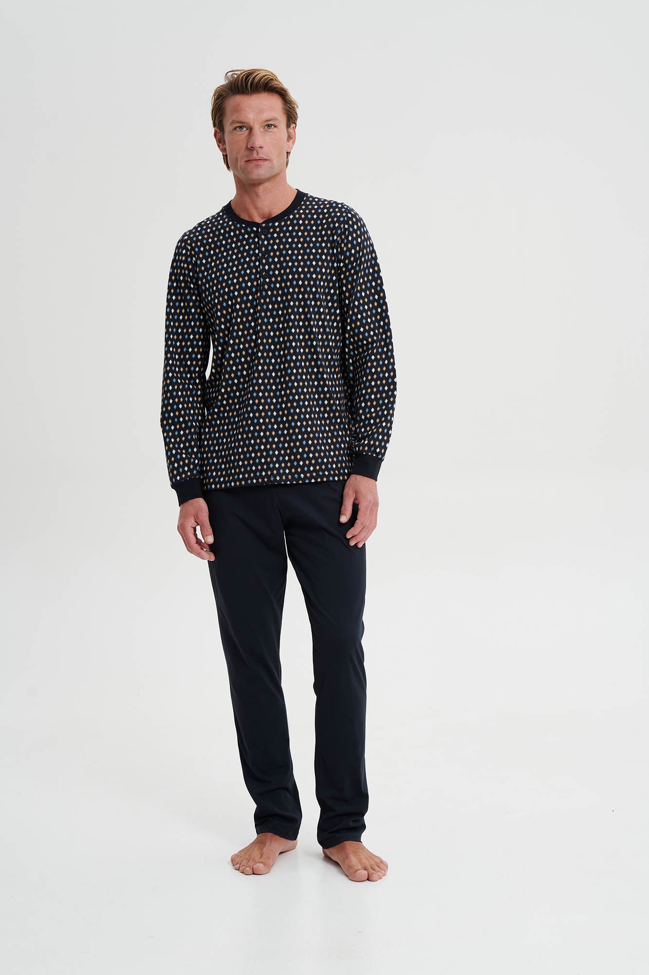 https://assets.vampfashion.com/SOFTONE_TMP_IMAGES/1_0660623202.jpg