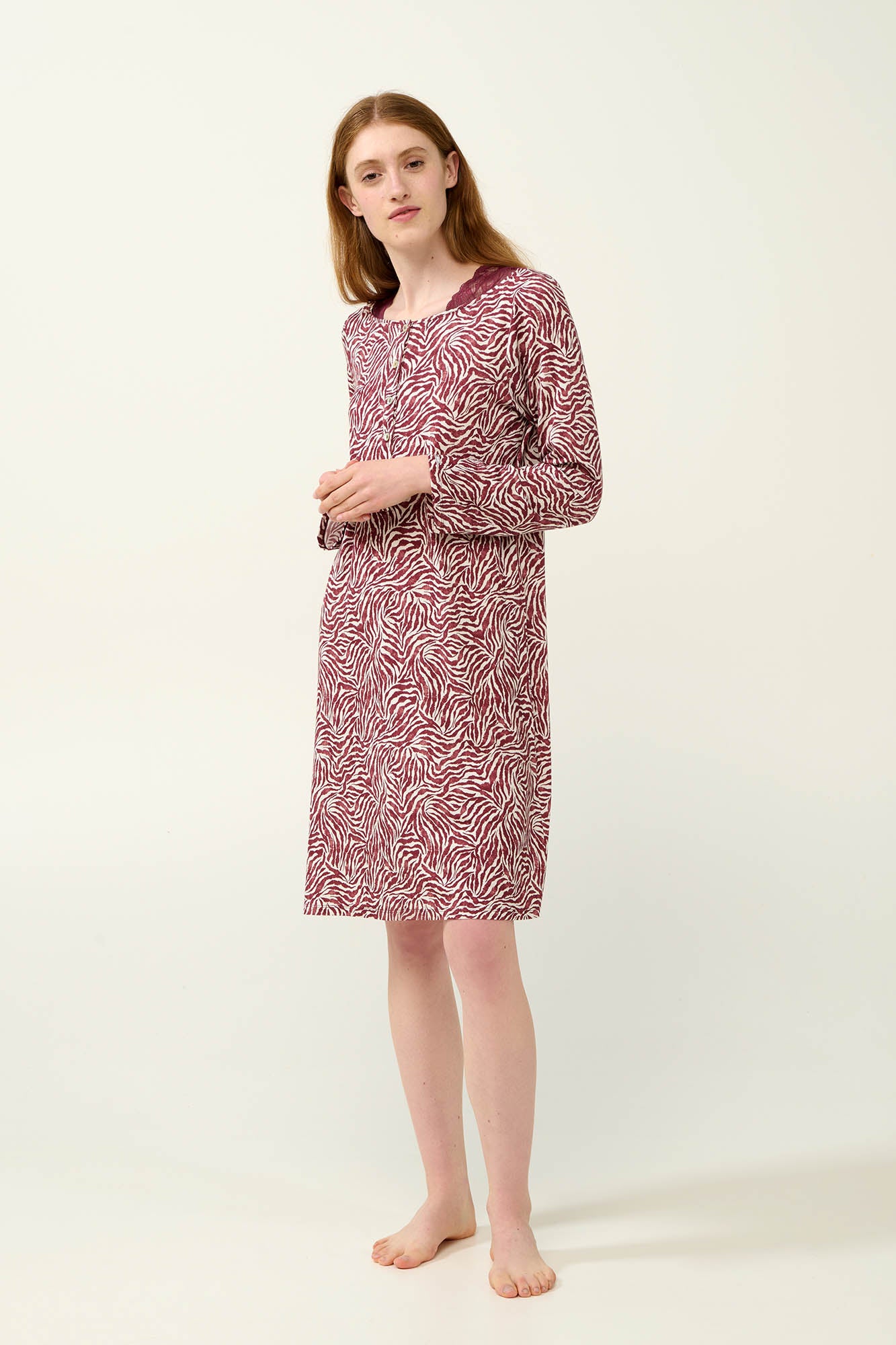 https://assets.vampfashion.com/SOFTONE_TMP_IMAGES/1_0681759365.jpg