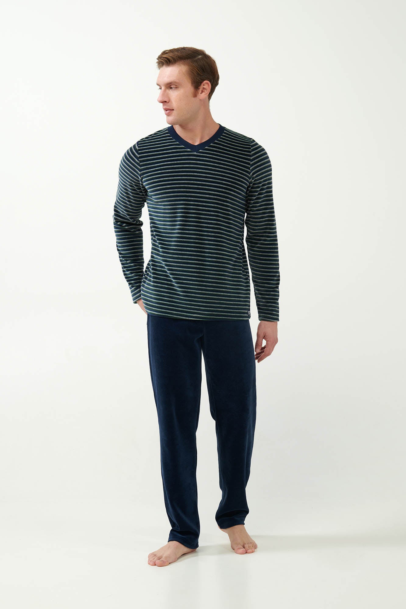 https://assets.vampfashion.com/SOFTONE_TMP_IMAGES/1_0695377500.jpg