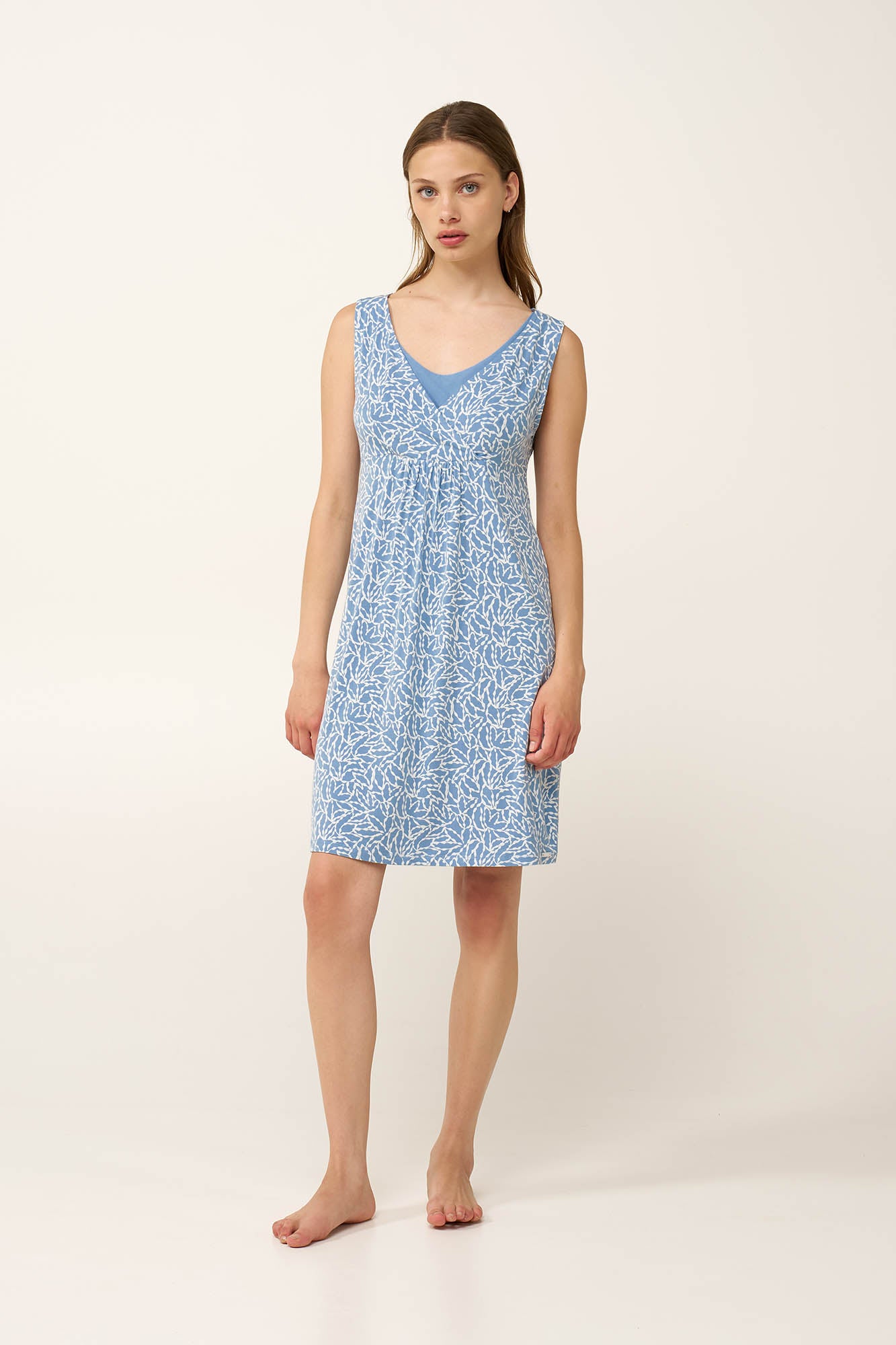 https://assets.vampfashion.com/SOFTONE_TMP_IMAGES/1_0696910382.jpg