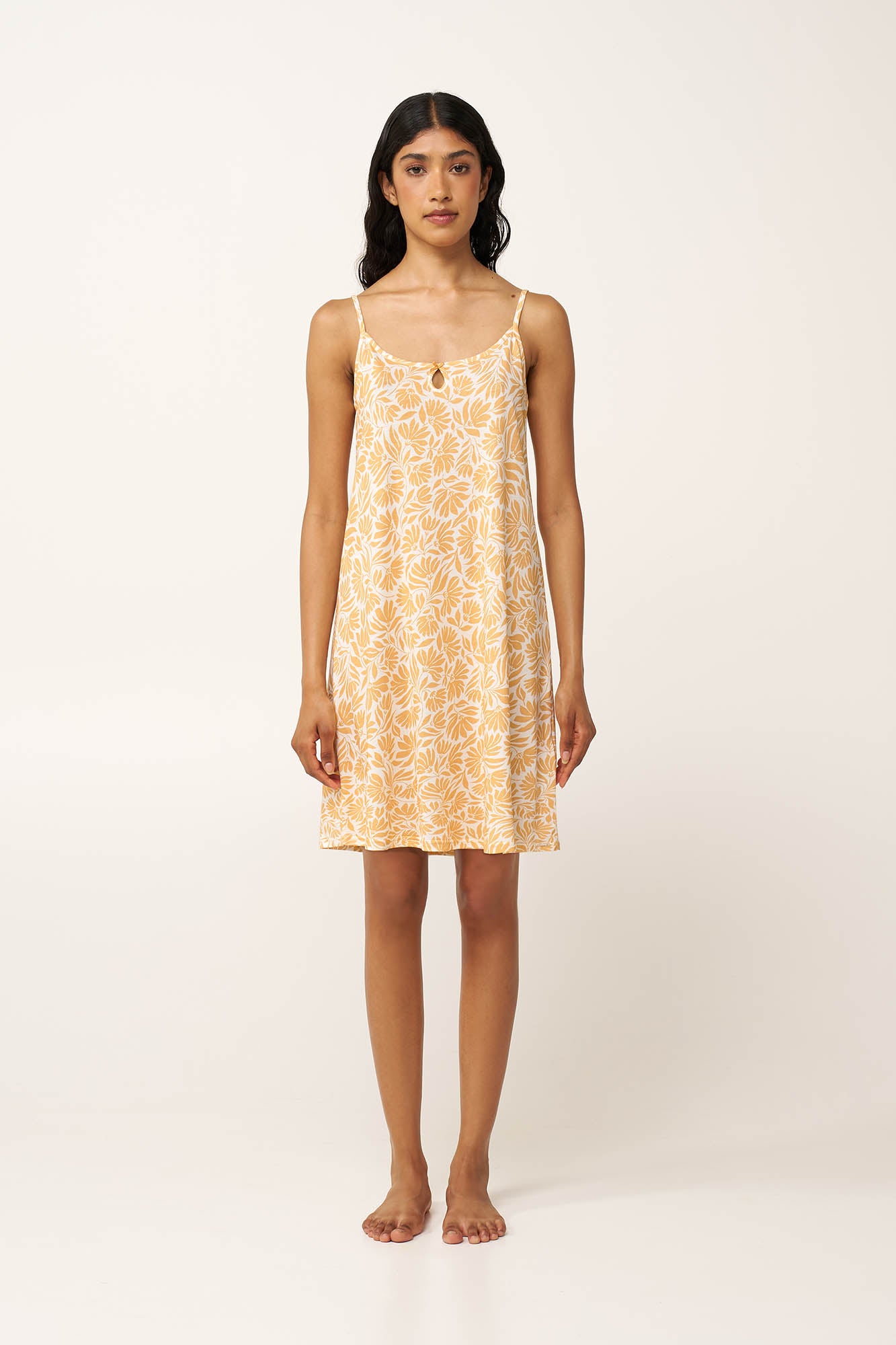 https://assets.vampfashion.com/SOFTONE_TMP_IMAGES/1_0703990650.jpg