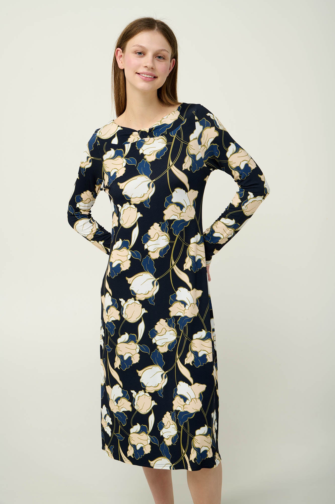 https://assets.vampfashion.com/SOFTONE_TMP_IMAGES/1_0709893040.jpg