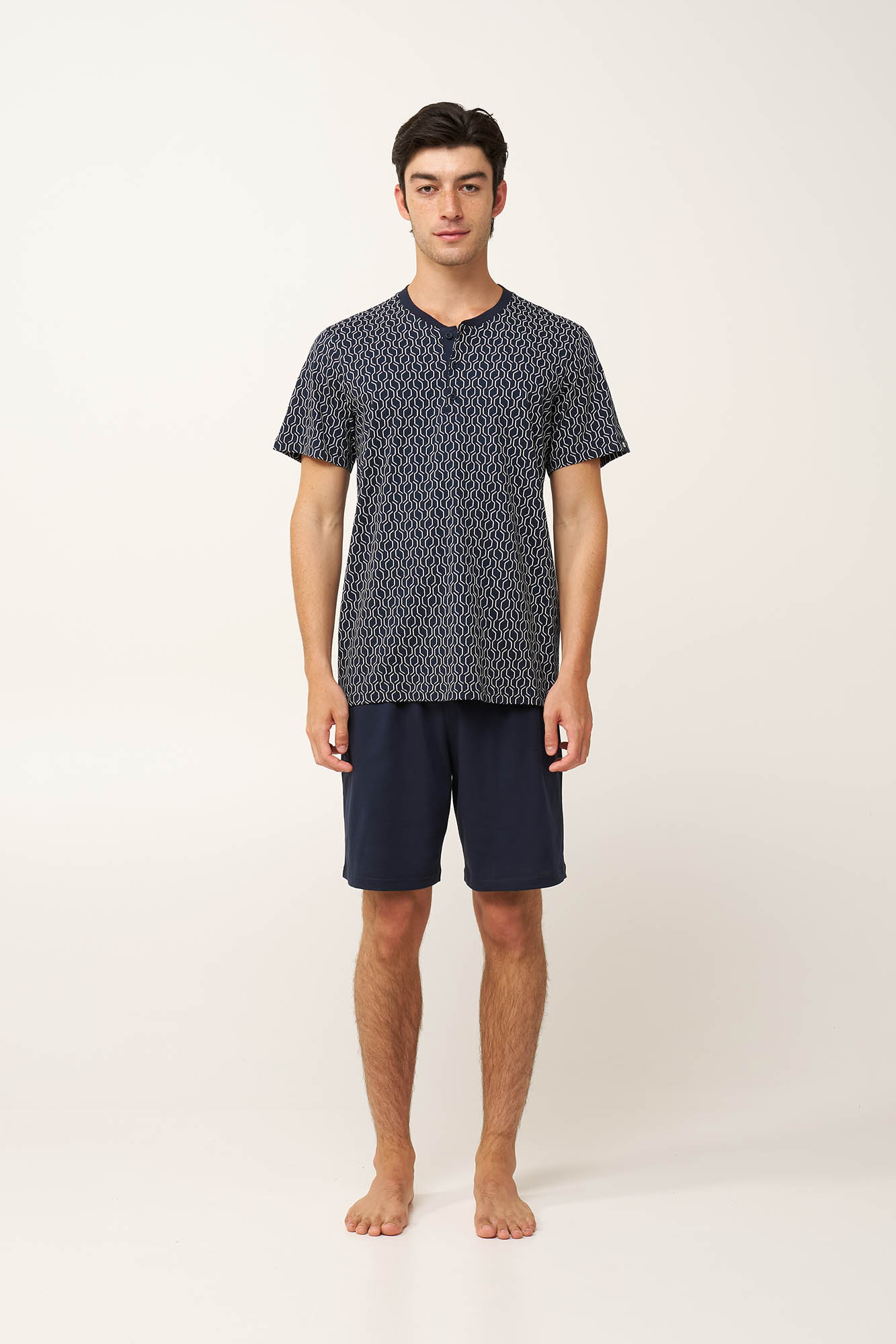https://assets.vampfashion.com/SOFTONE_TMP_IMAGES/1_0733053579.jpg