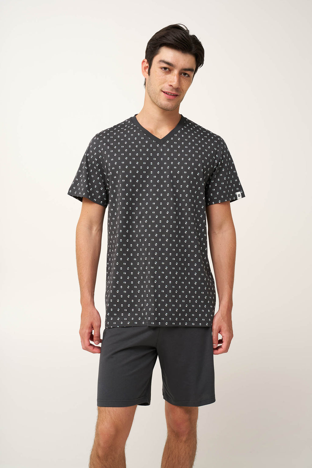 https://assets.vampfashion.com/SOFTONE_TMP_IMAGES/1_0740279444.jpg