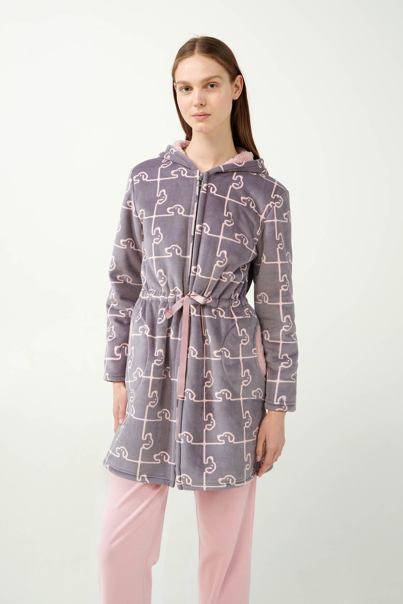 https://assets.vampfashion.com/SOFTONE_TMP_IMAGES/1_0742131874.jpg