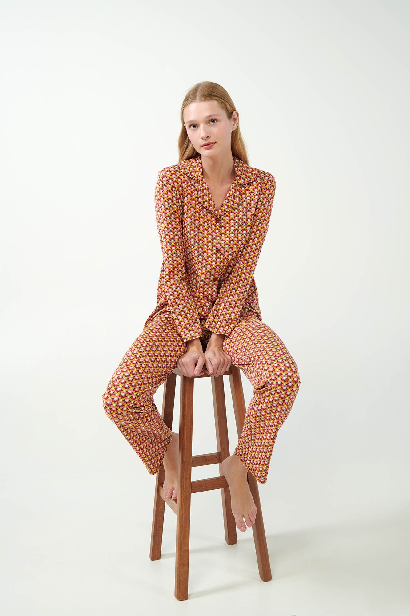 https://assets.vampfashion.com/SOFTONE_TMP_IMAGES/1_0743210849.jpg