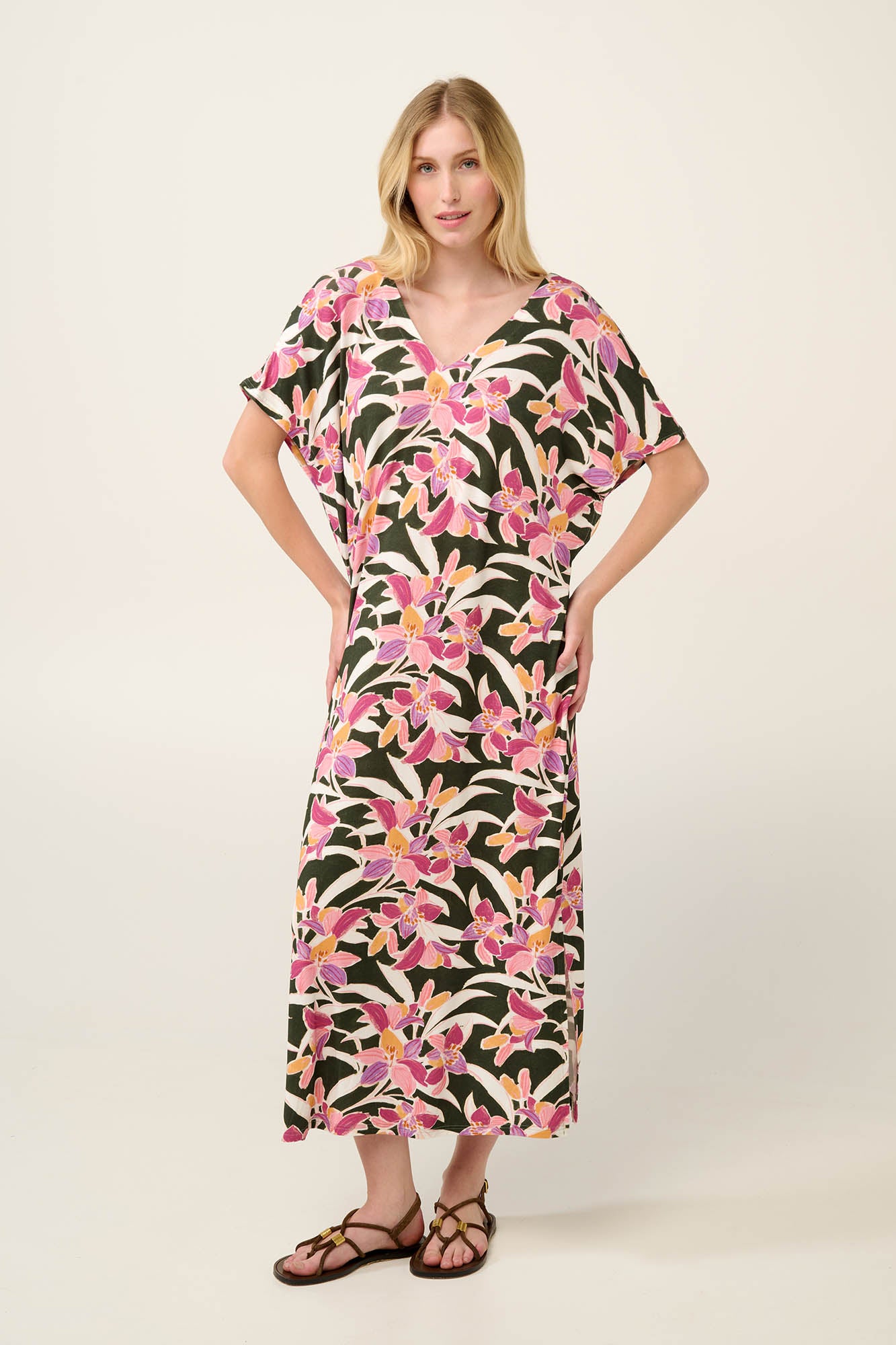 https://assets.vampfashion.com/SOFTONE_TMP_IMAGES/1_0769657728.jpg