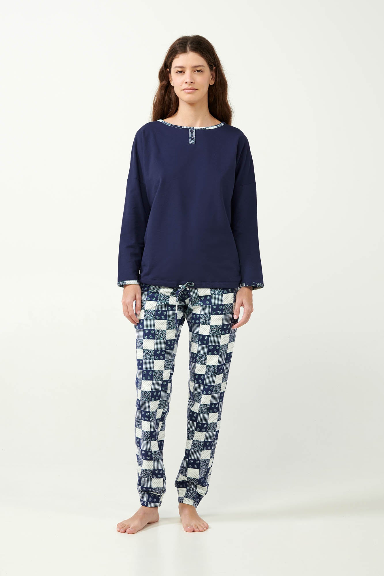 https://assets.vampfashion.com/SOFTONE_TMP_IMAGES/1_0778137011.jpg