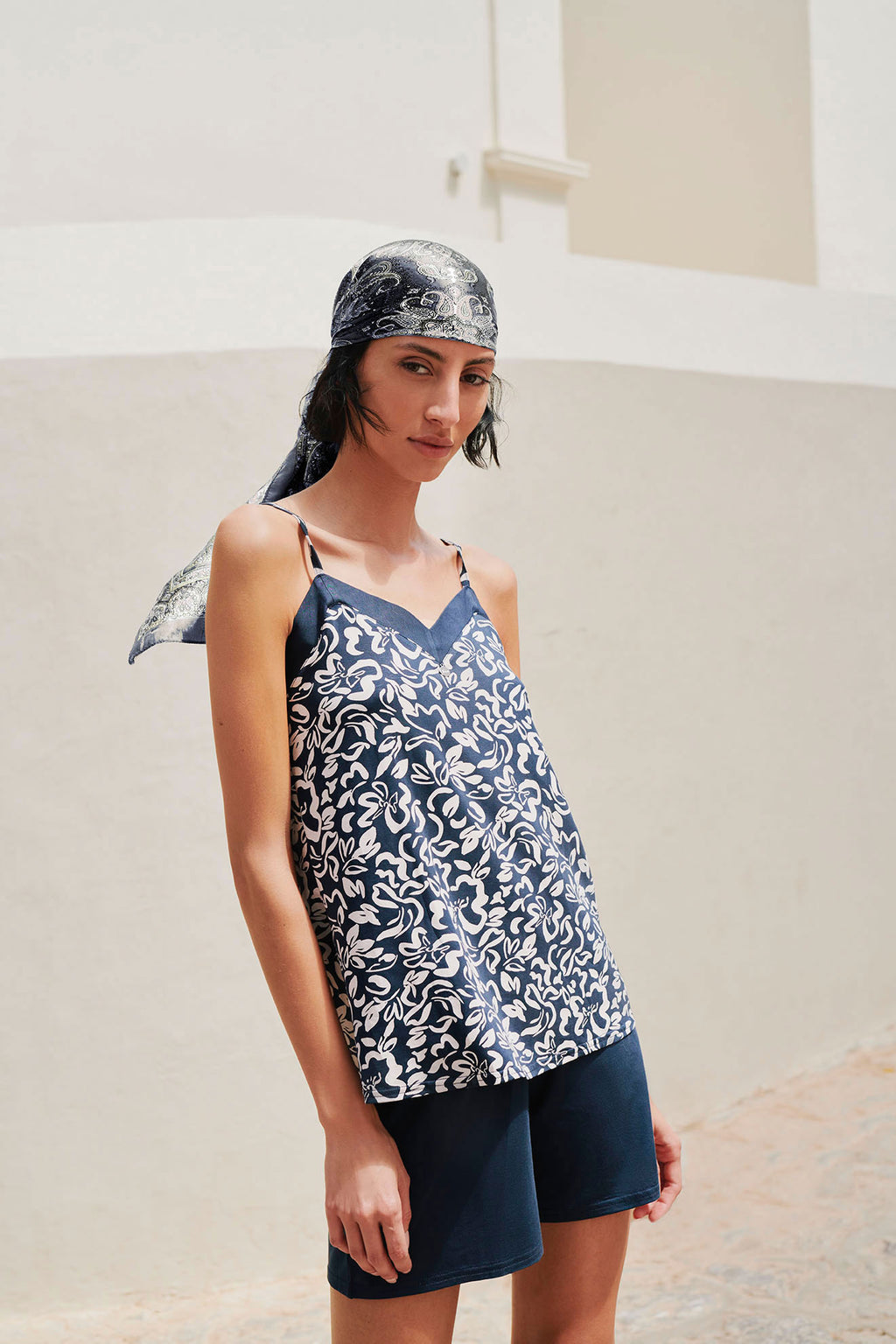 https://assets.vampfashion.com/SOFTONE_TMP_IMAGES/1_0784713167.jpg