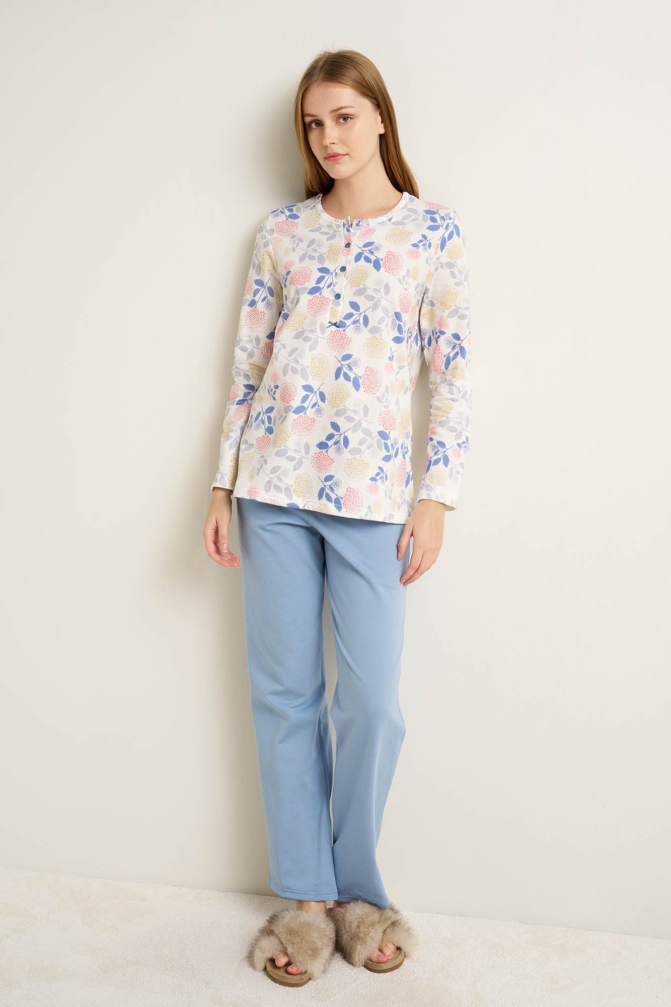 https://assets.vampfashion.com/SOFTONE_TMP_IMAGES/1_0801341683.jpg