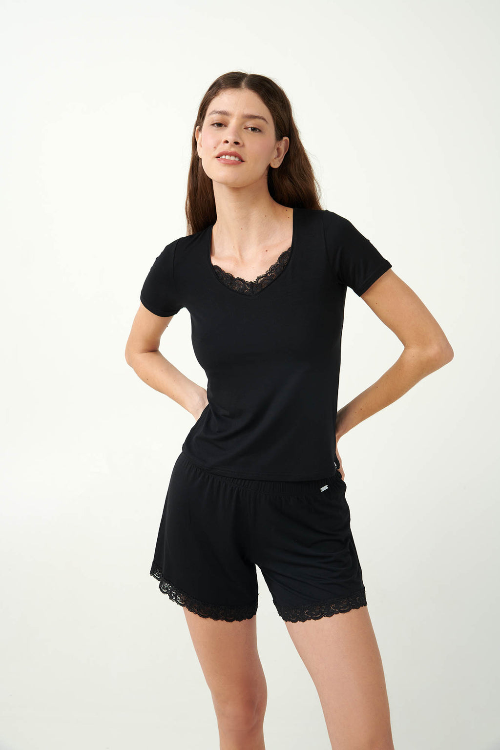 https://assets.vampfashion.com/SOFTONE_TMP_IMAGES/1_0849278491.jpg