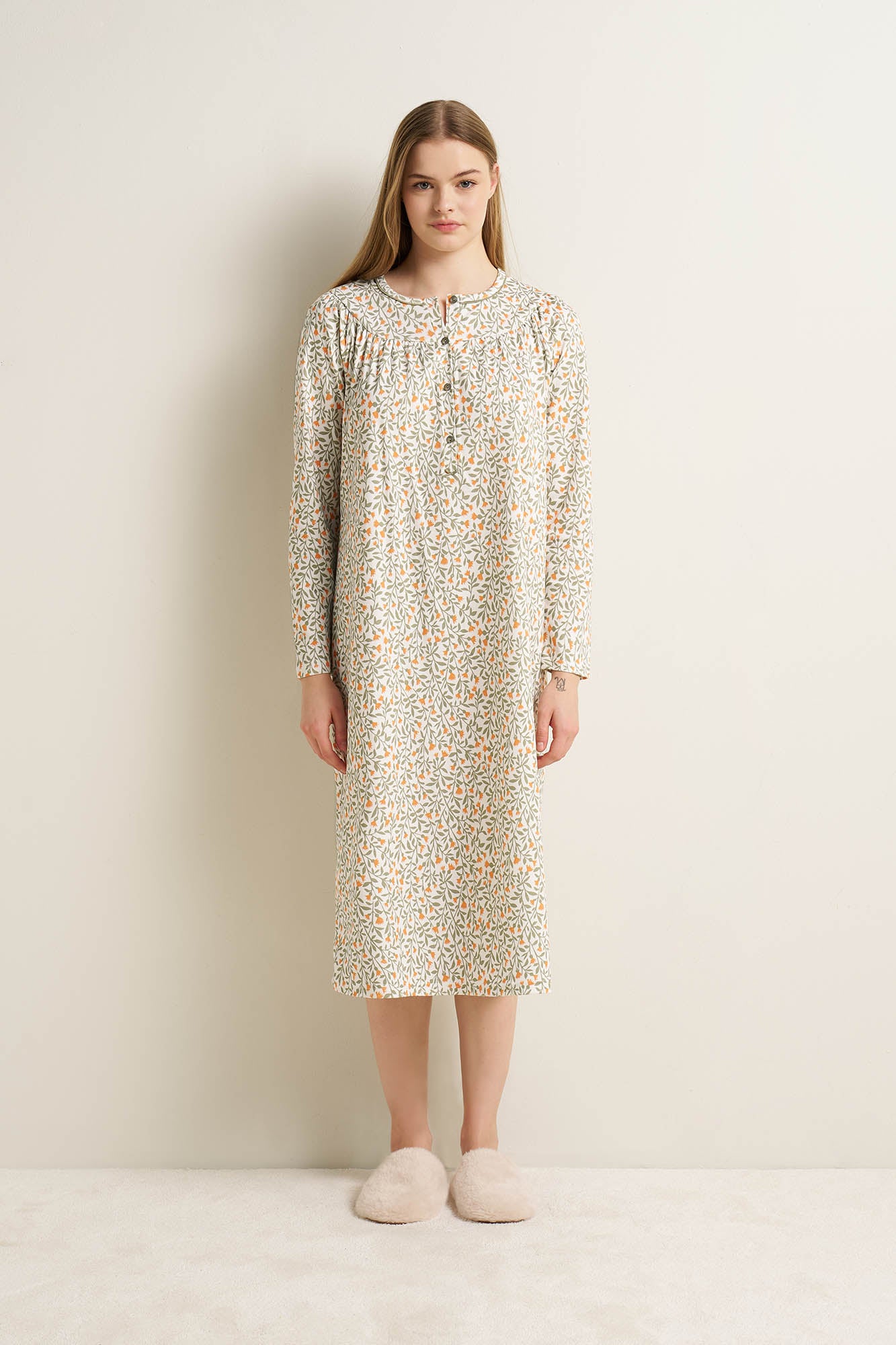 https://assets.vampfashion.com/SOFTONE_TMP_IMAGES/1_0852301412.jpg