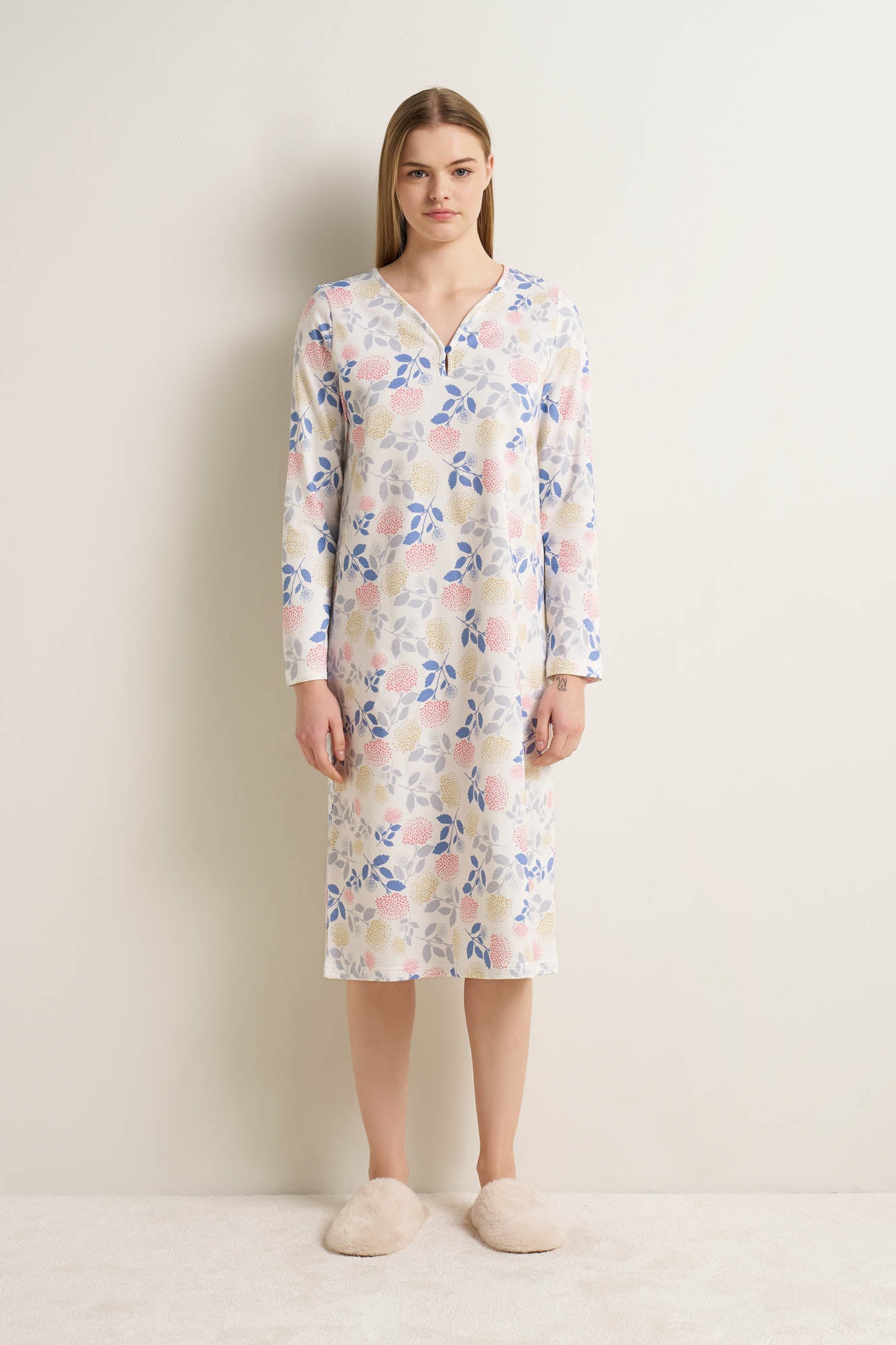 https://assets.vampfashion.com/SOFTONE_TMP_IMAGES/1_0891383159.jpg