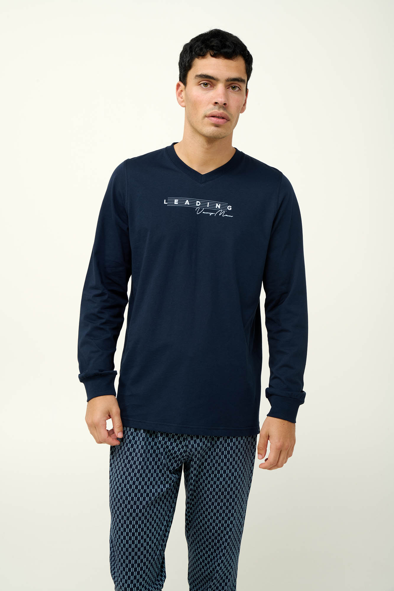 https://assets.vampfashion.com/SOFTONE_TMP_IMAGES/1_0894385097.jpg