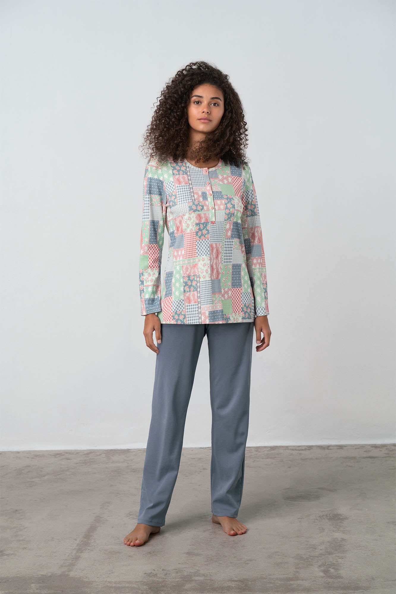 https://assets.vampfashion.com/SOFTONE_TMP_IMAGES/1_0899017718.jpg