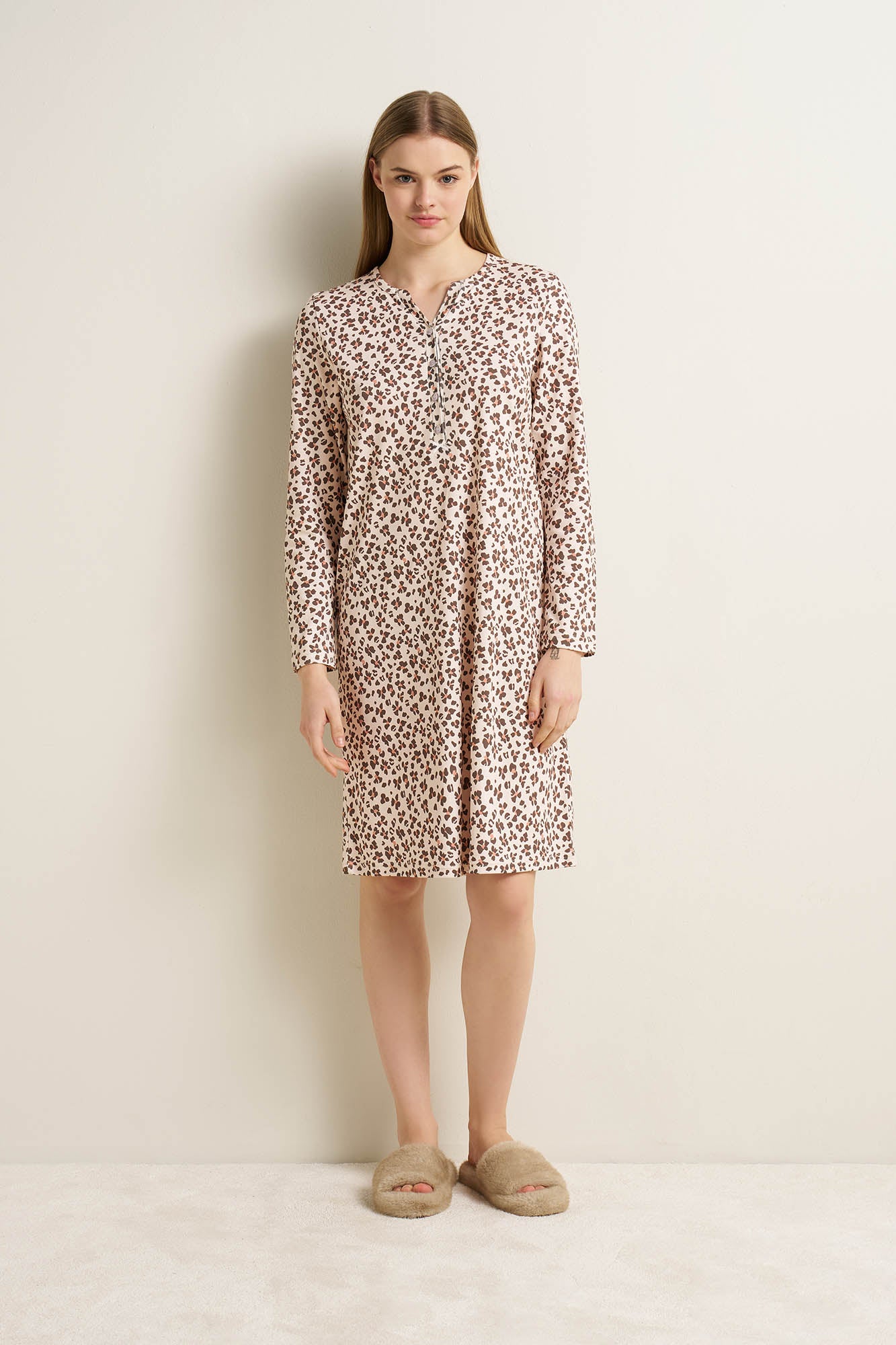 https://assets.vampfashion.com/SOFTONE_TMP_IMAGES/1_0910918809.jpg