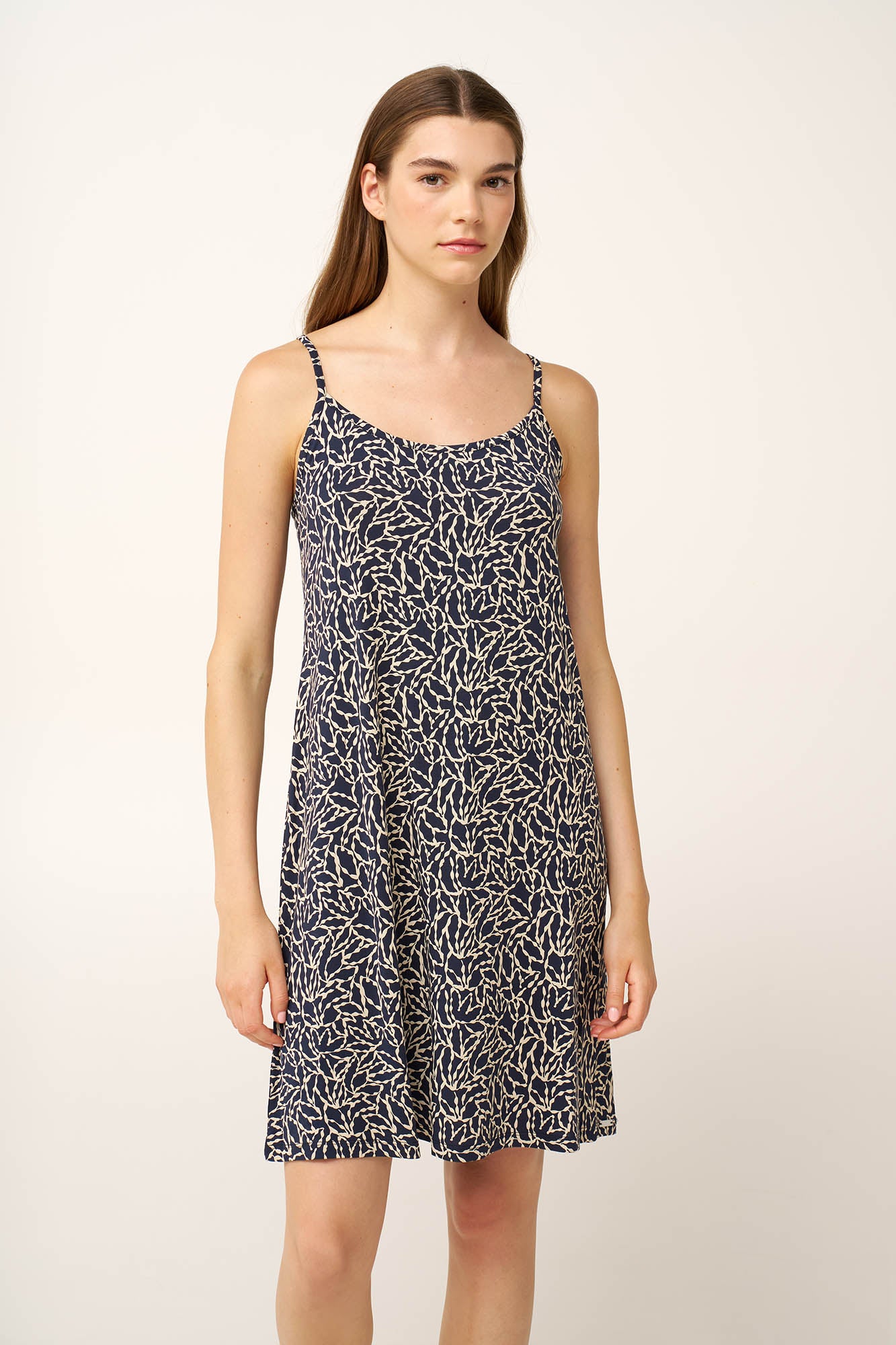 https://assets.vampfashion.com/SOFTONE_TMP_IMAGES/1_0913099155.jpg