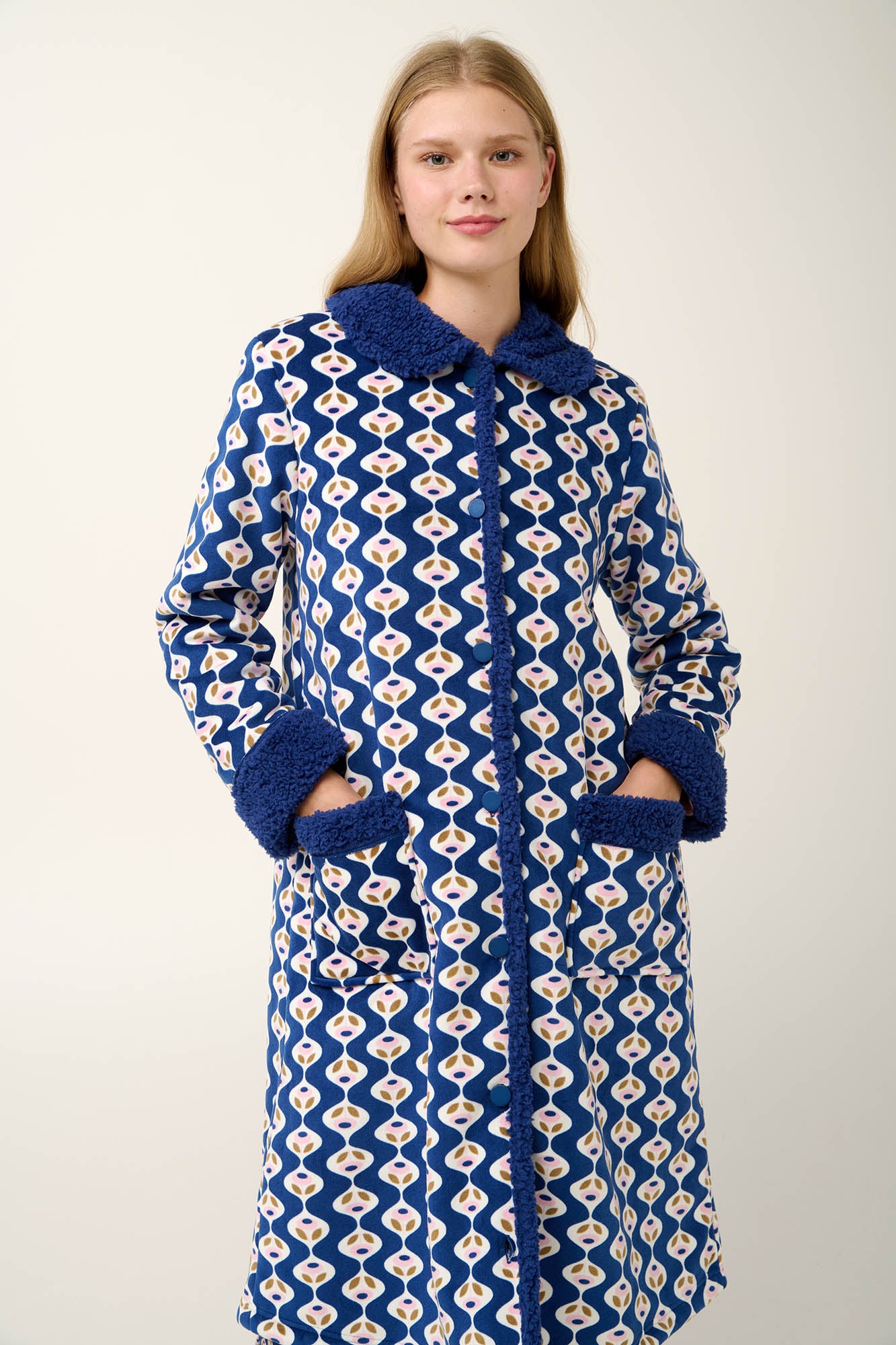 https://assets.vampfashion.com/SOFTONE_TMP_IMAGES/1_0946064330.jpg