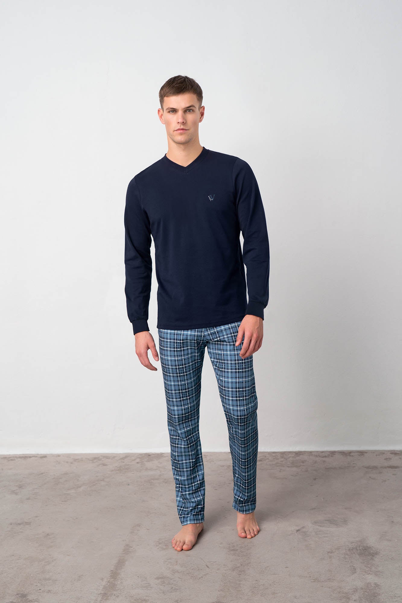 https://assets.vampfashion.com/SOFTONE_TMP_IMAGES/1_0949305940.jpg