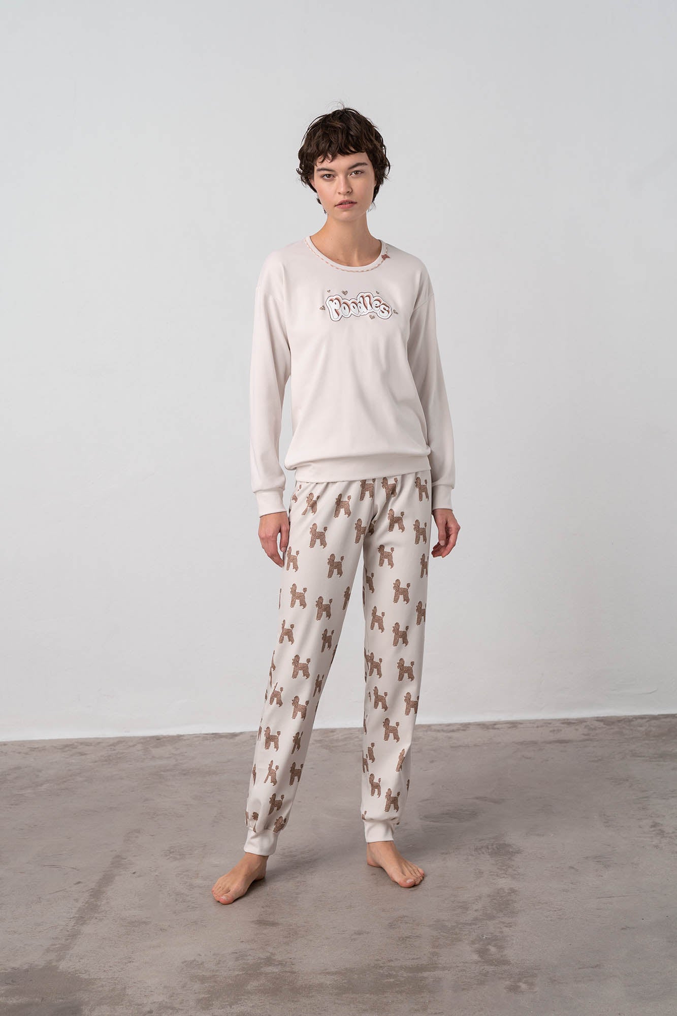 https://assets.vampfashion.com/SOFTONE_TMP_IMAGES/1_0957183377.jpg