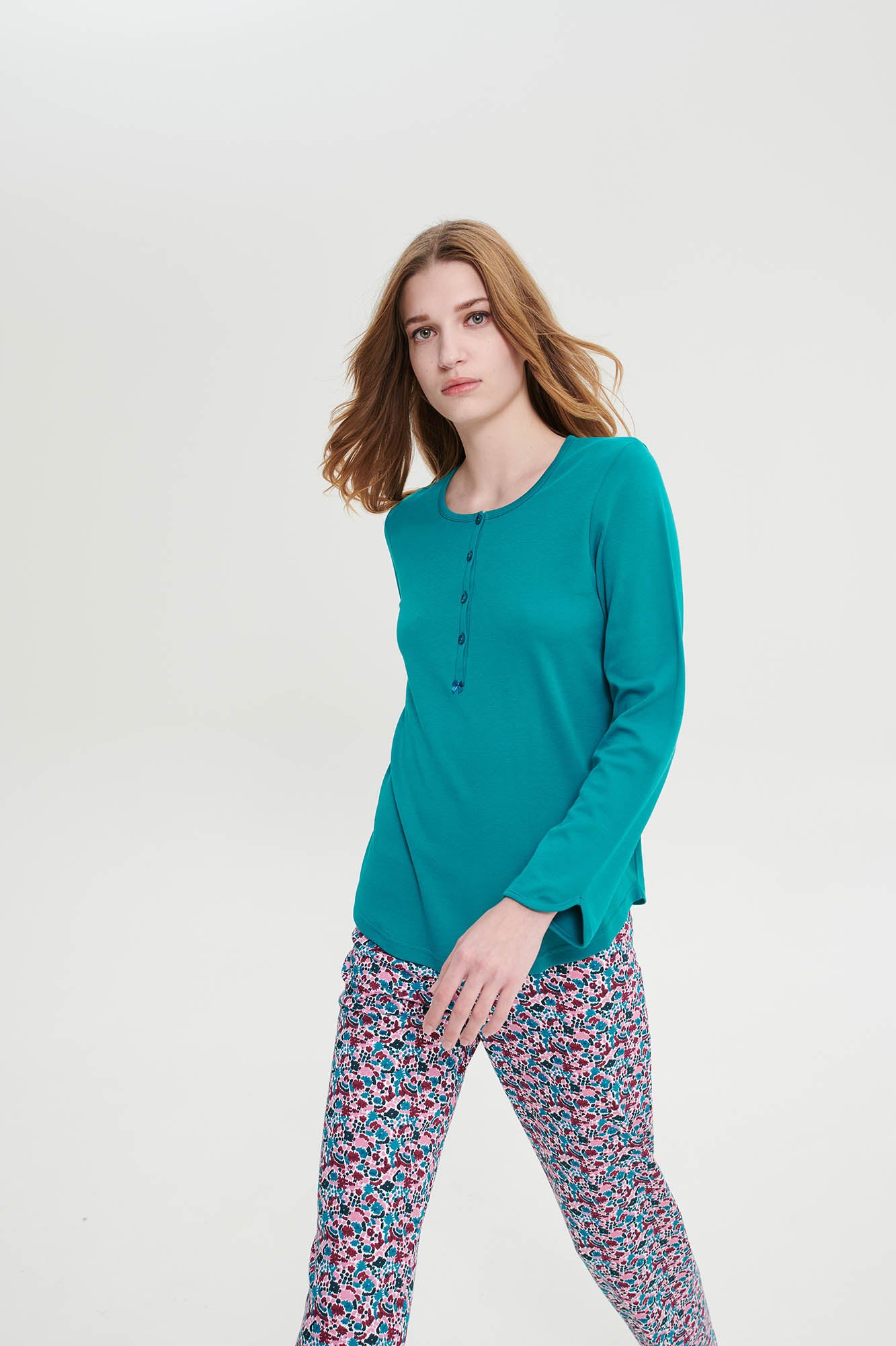 https://assets.vampfashion.com/SOFTONE_TMP_IMAGES/1_0959117064.jpg