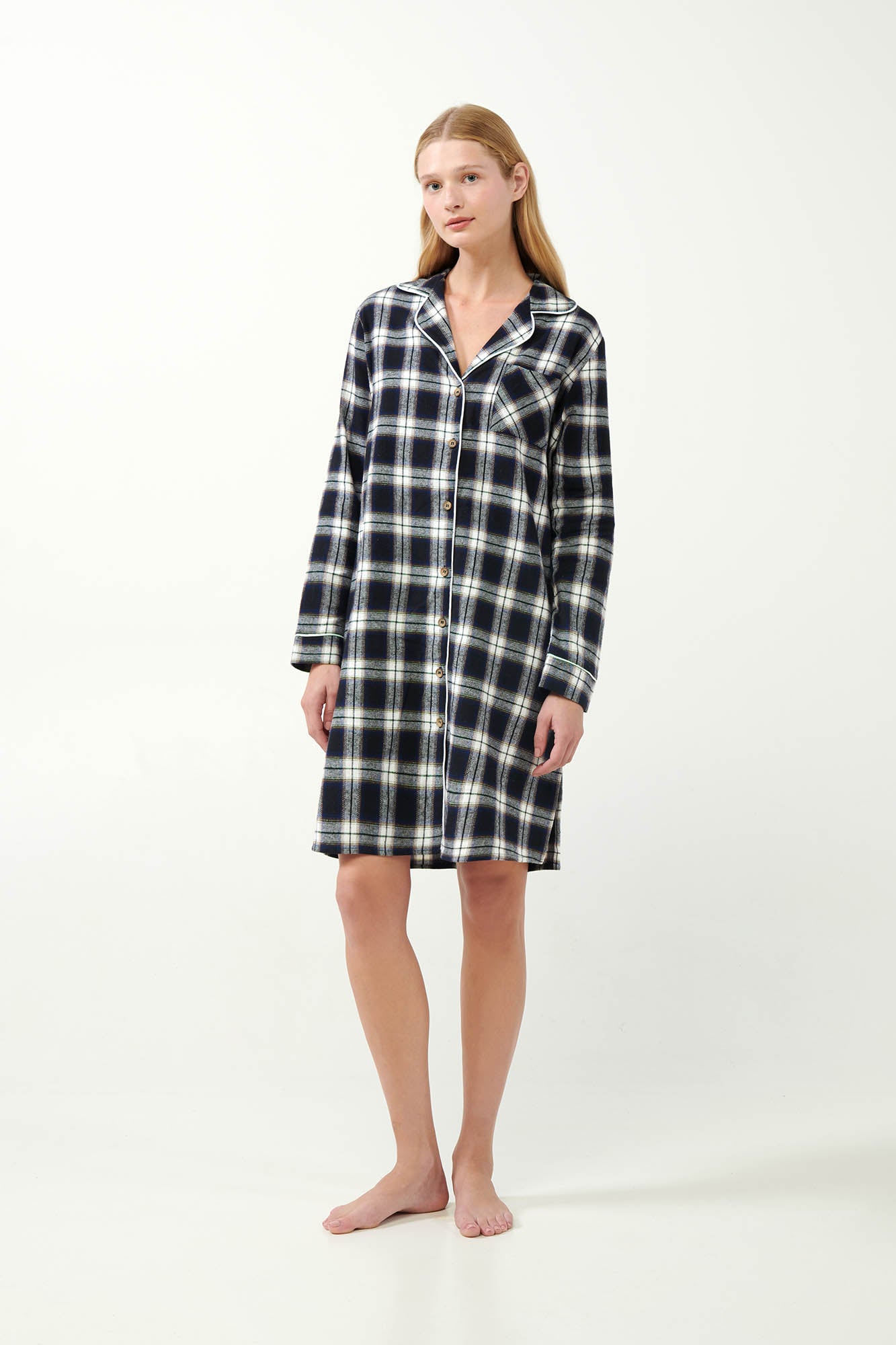 https://assets.vampfashion.com/SOFTONE_TMP_IMAGES/1_0975238081.jpg