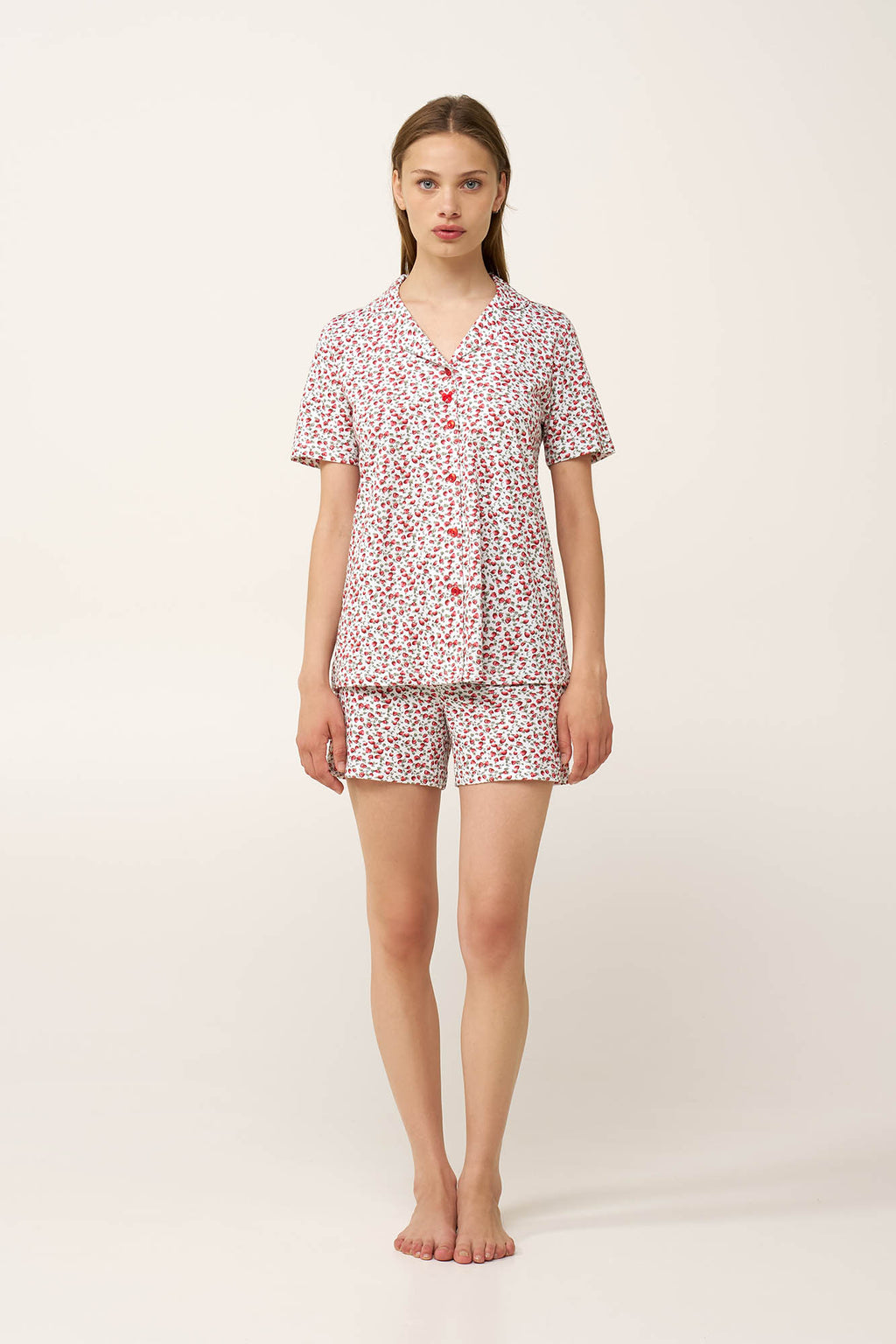 https://assets.vampfashion.com/SOFTONE_TMP_IMAGES/1_0978607445.jpg