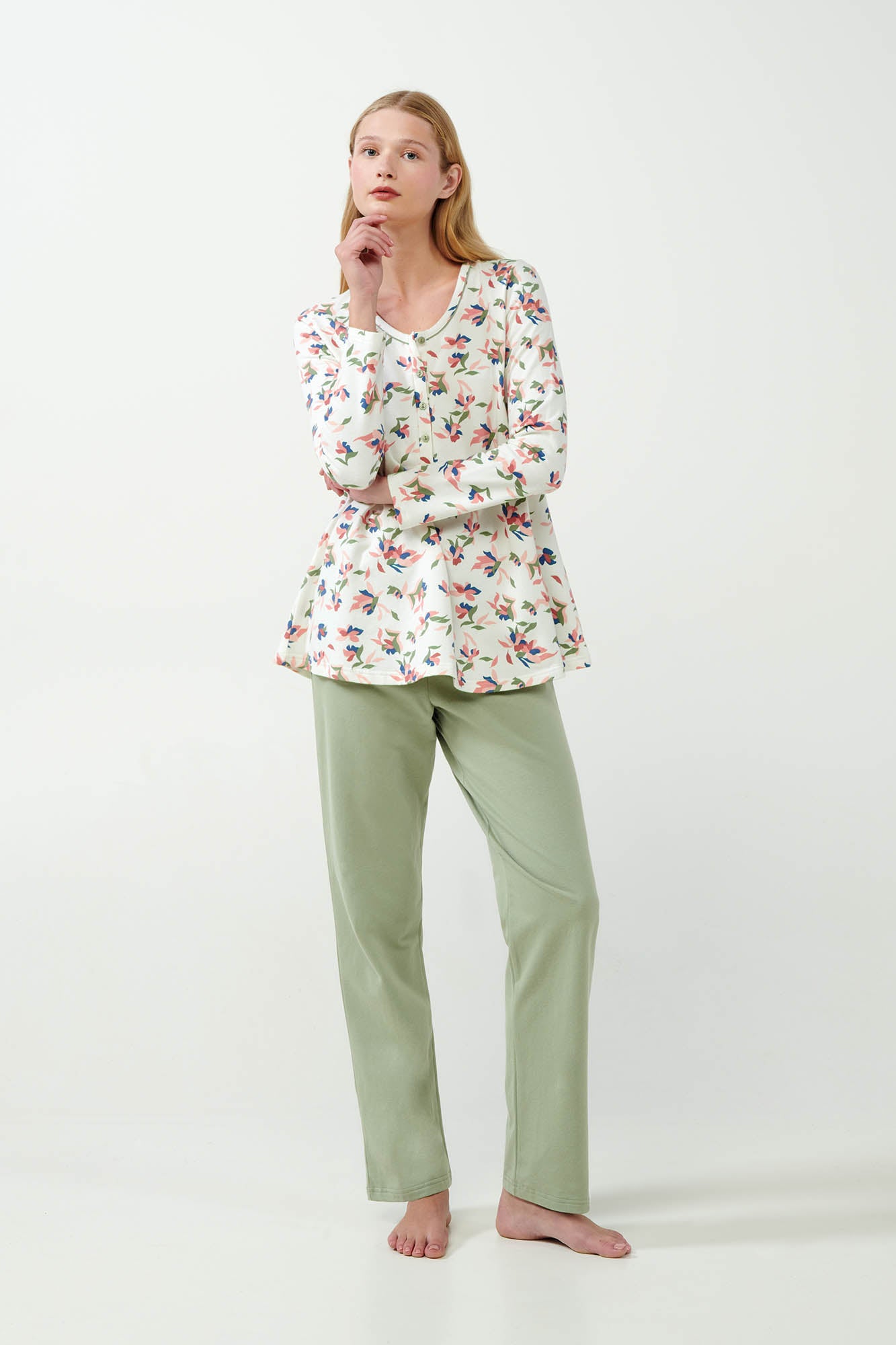https://assets.vampfashion.com/SOFTONE_TMP_IMAGES/1_0980189124.jpg