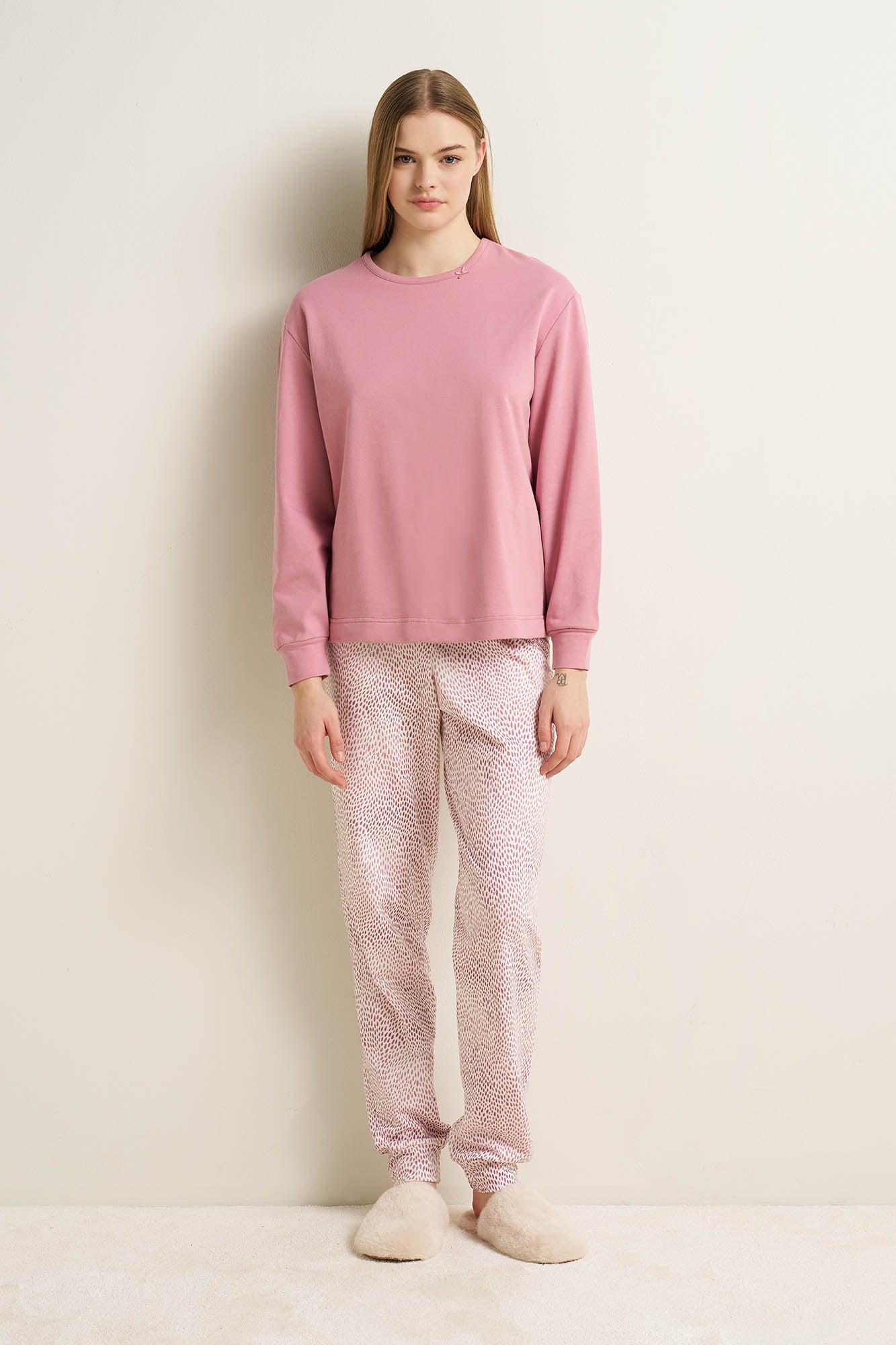 https://assets.vampfashion.com/SOFTONE_TMP_IMAGES/1_0985512299.jpg