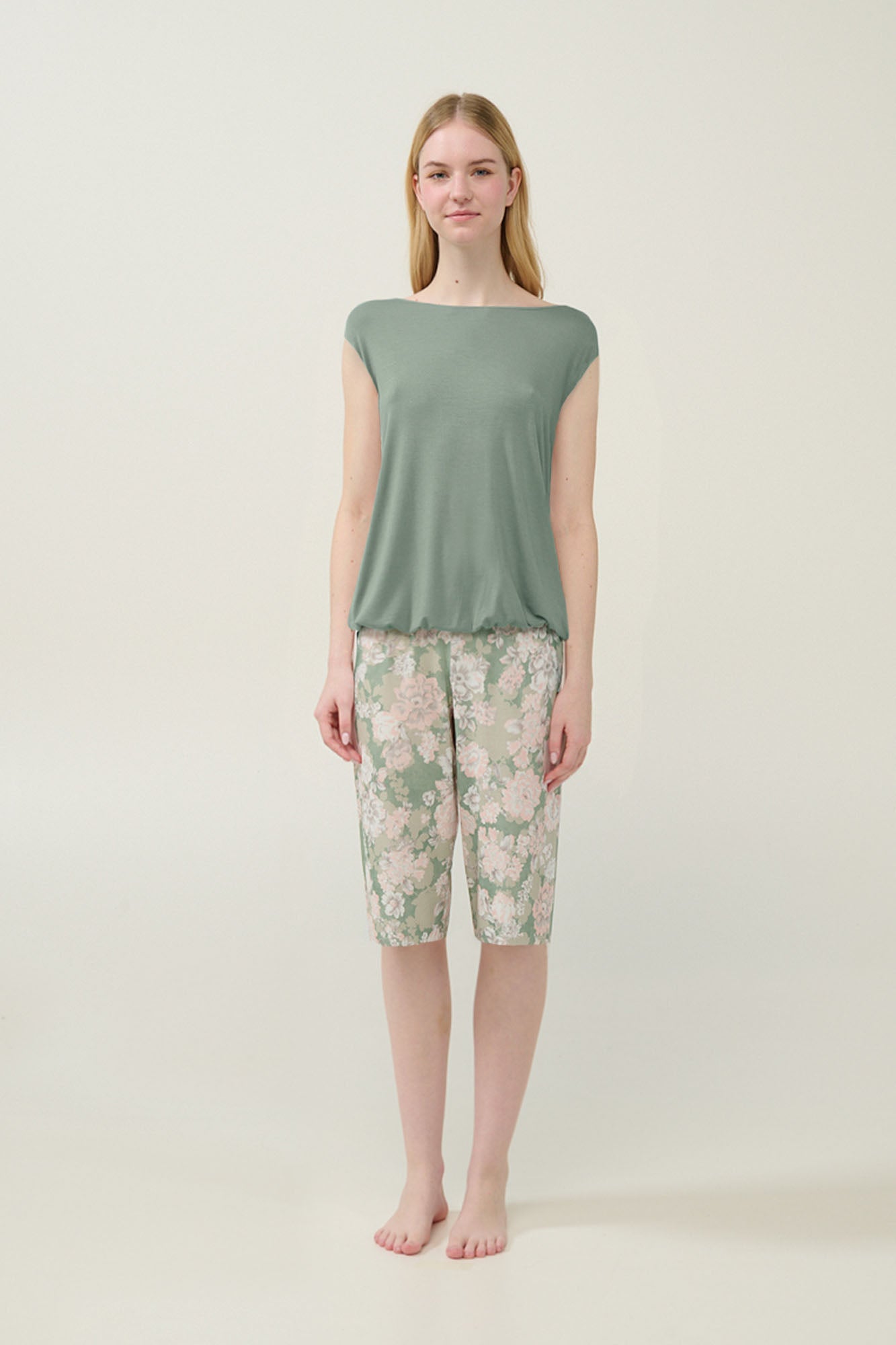 https://assets.vampfashion.com/SOFTONE_TMP_IMAGES/1_0996270461.jpg