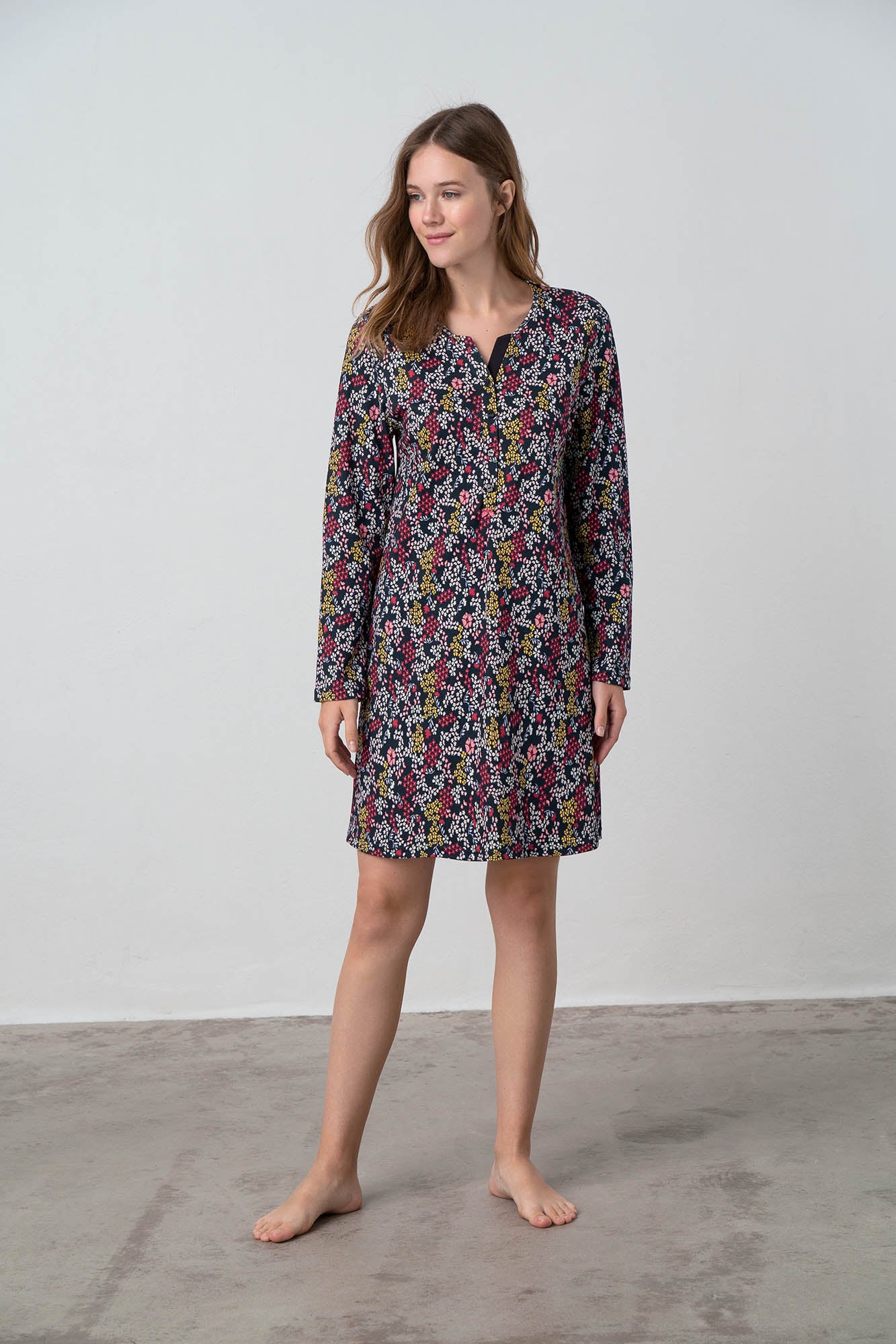 https://assets.vampfashion.com/SOFTONE_TMP_IMAGES/2_0007213081.jpg