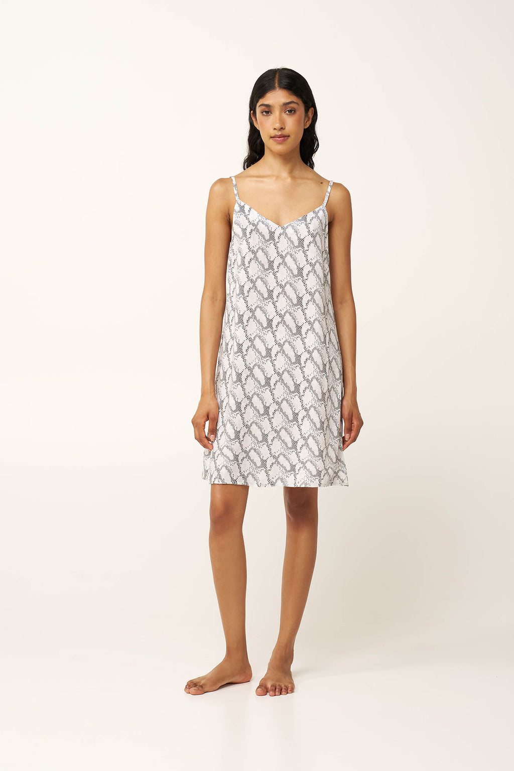 https://assets.vampfashion.com/SOFTONE_TMP_IMAGES/2_0009223934.jpg